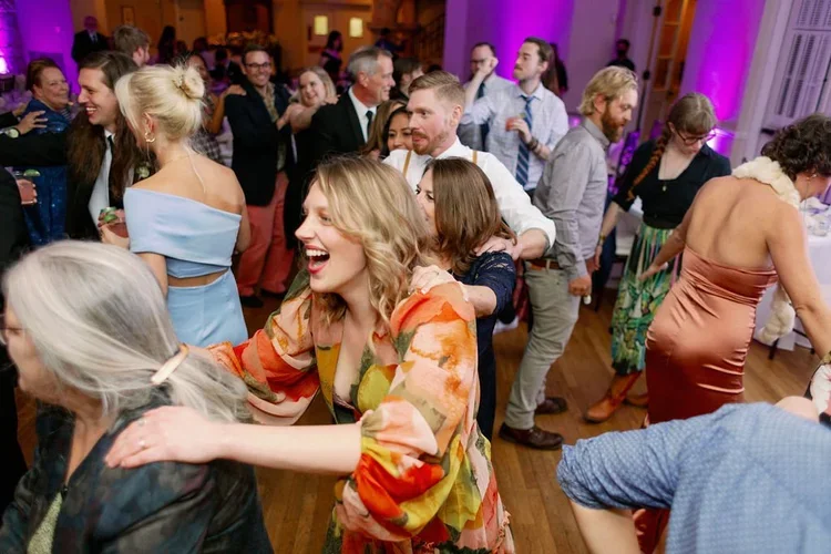 Austin-Wedding-DJ-11.webp