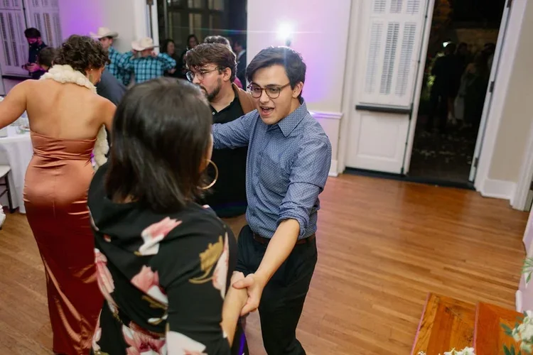 Austin-Wedding-DJ-14.webp
