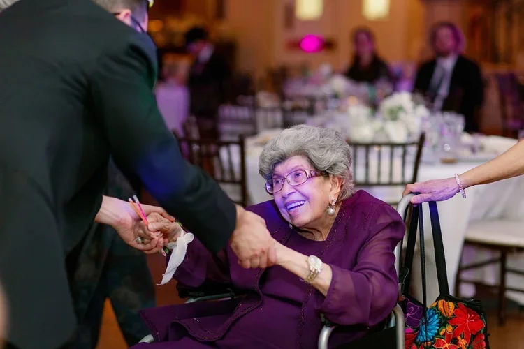 Austin-Wedding-DJ-20.webp