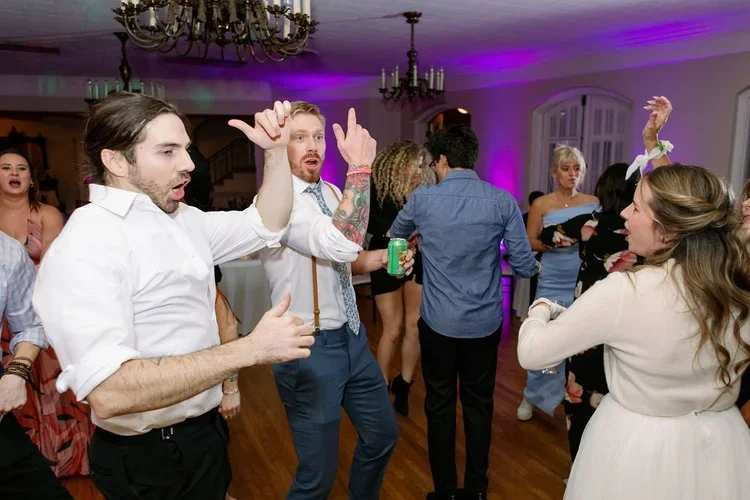 Austin-Wedding-DJ-35.webp
