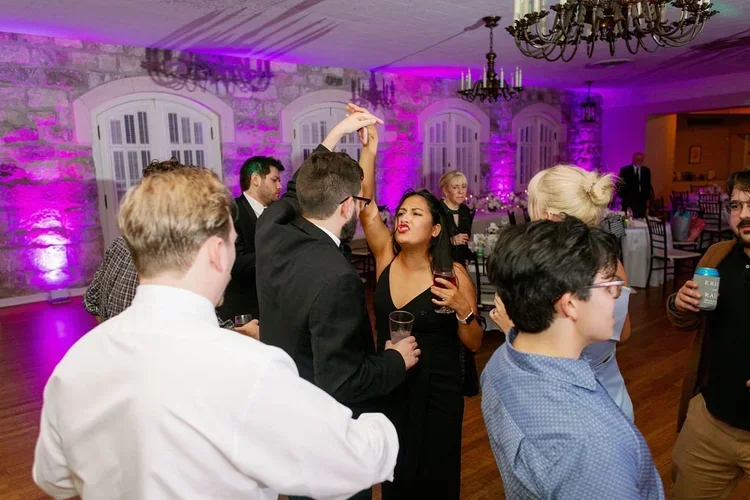 Austin-Wedding-DJ-37.webp