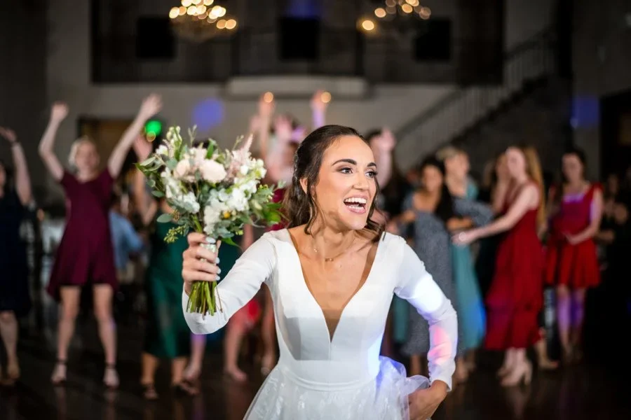 Austin-Wedding-DJ-11.webp