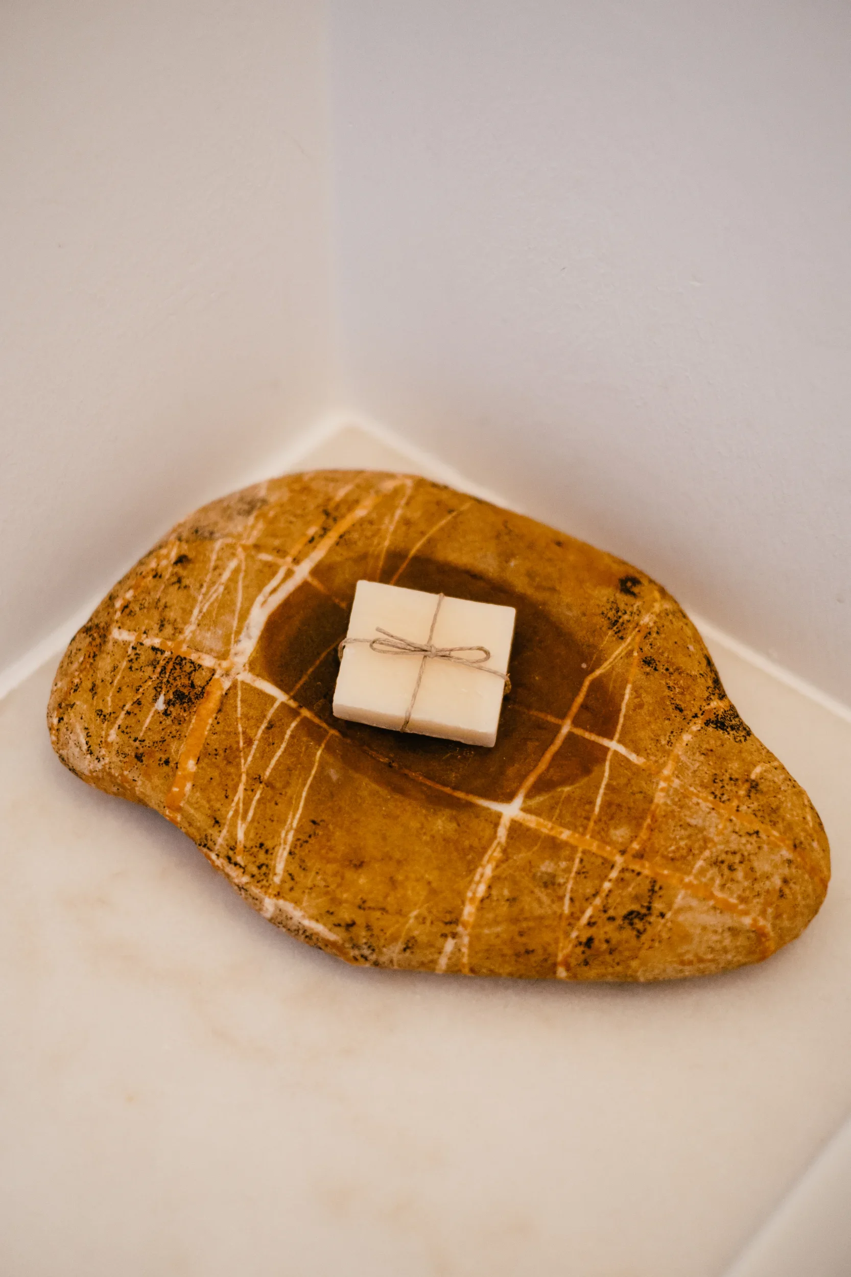 Sabonete artesanal ANAT na Casa do Lado Milfontes - Branco de Cal