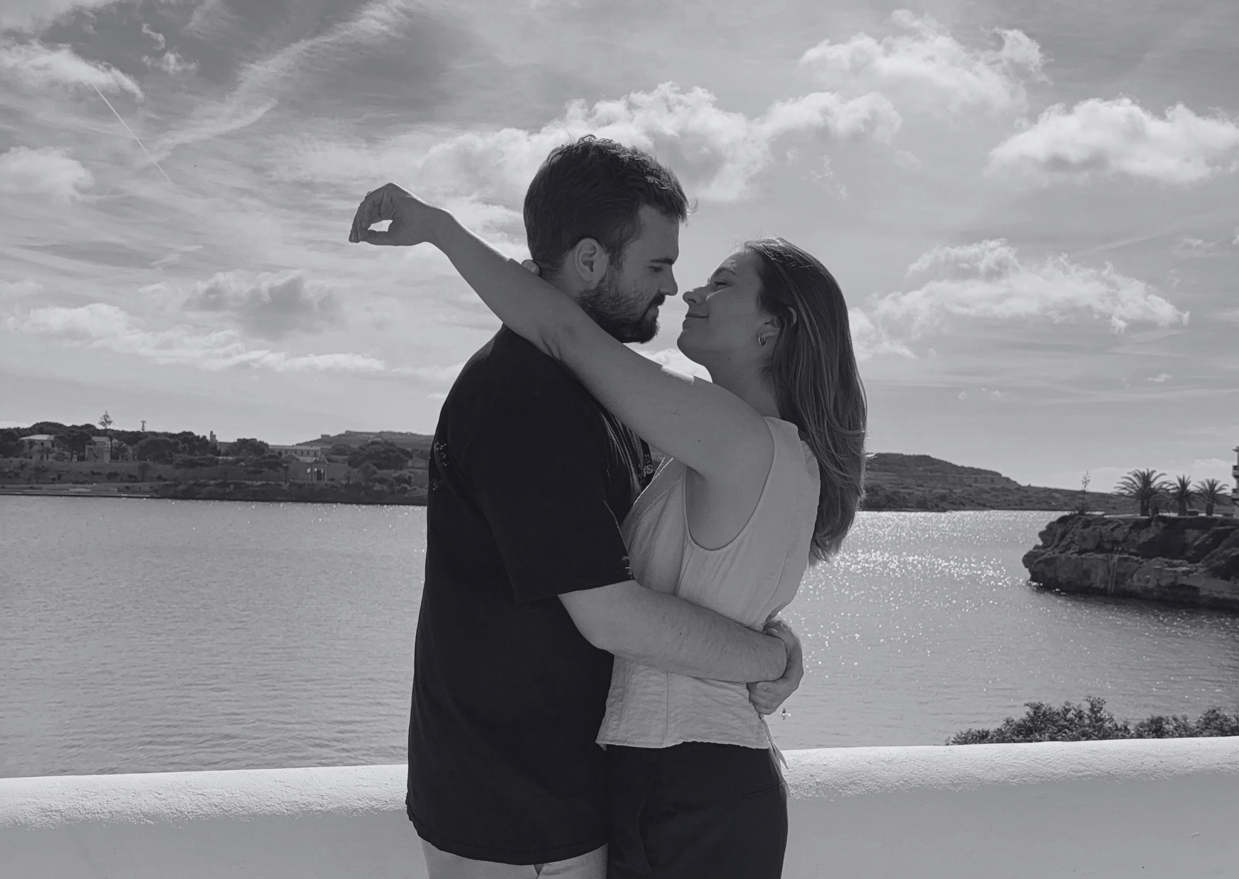Schwarz Weiß Foto Hochzeit Einladung Kopie 2.png