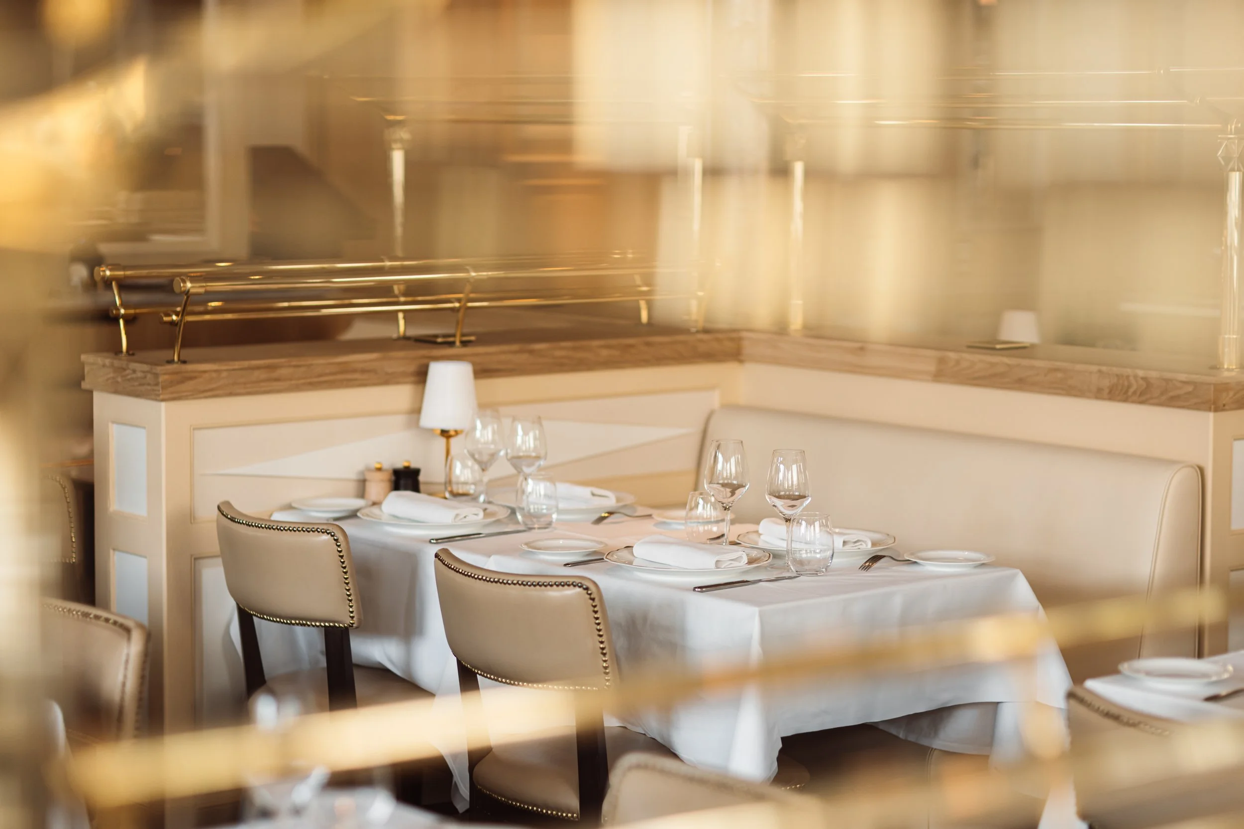Brasserie-Du-Louvre-Room.jpg