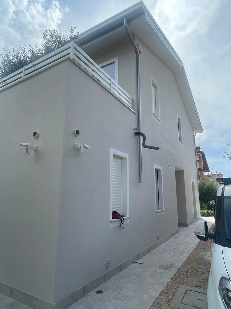 Edifici e facciate — 1eb59737-e9ab-4aef-9e99-55a6b9590cda.jpg