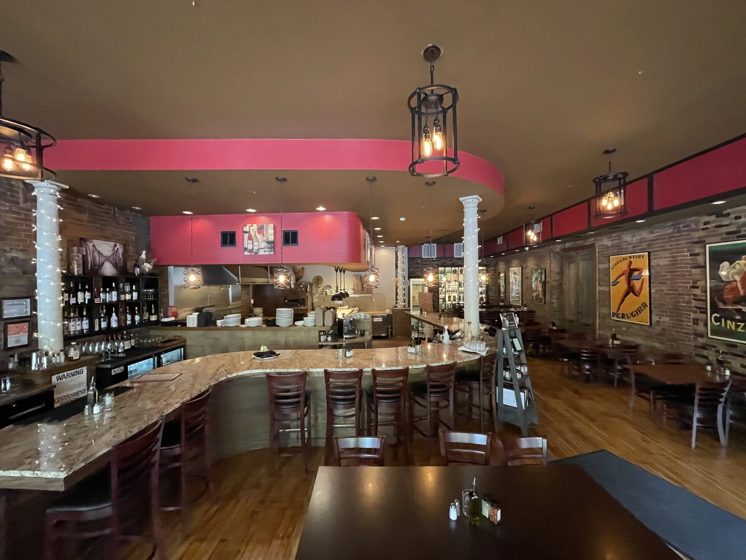 An updated bar for Veneto on East Avenue