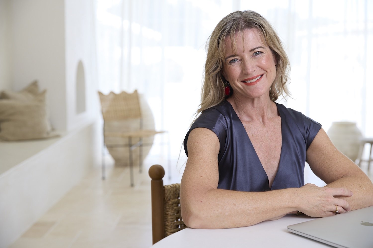 Melissa Cook conducting an online telehealth nutrition consultation available to women across Australia