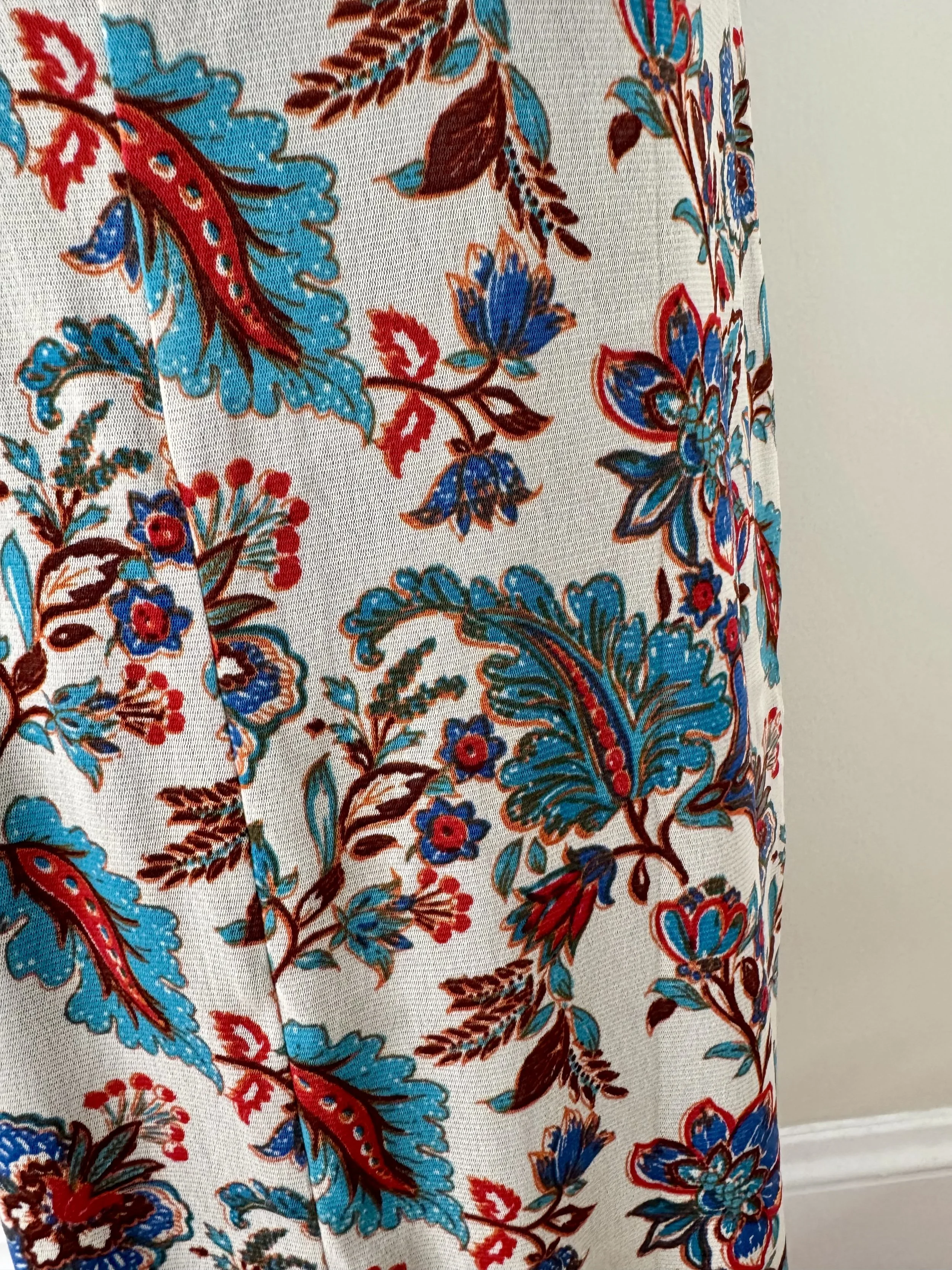 Banana Republic Floral Skirt Pic 3.jpeg