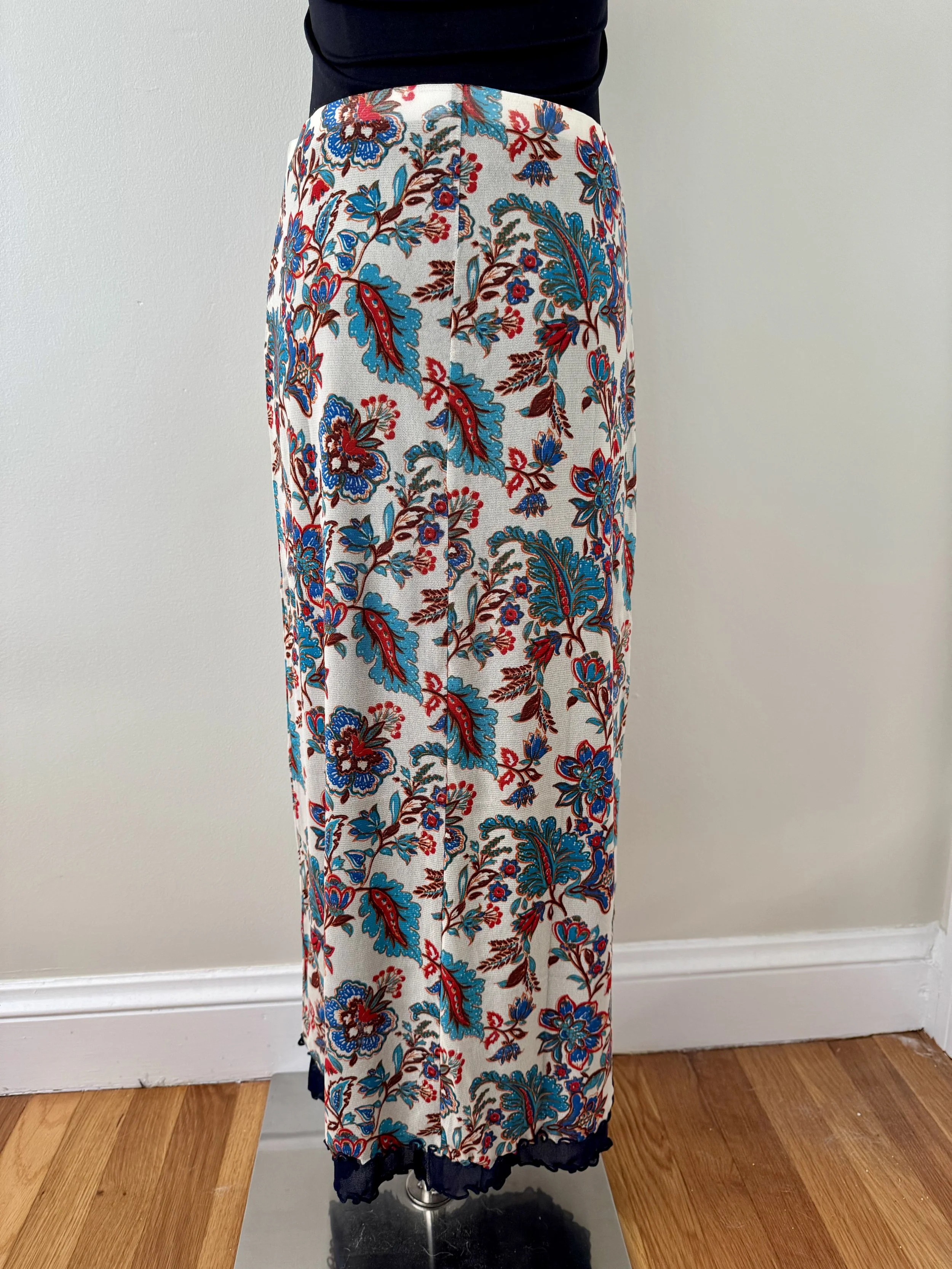 Banana Republic Floral Skirt Pic 2.jpeg