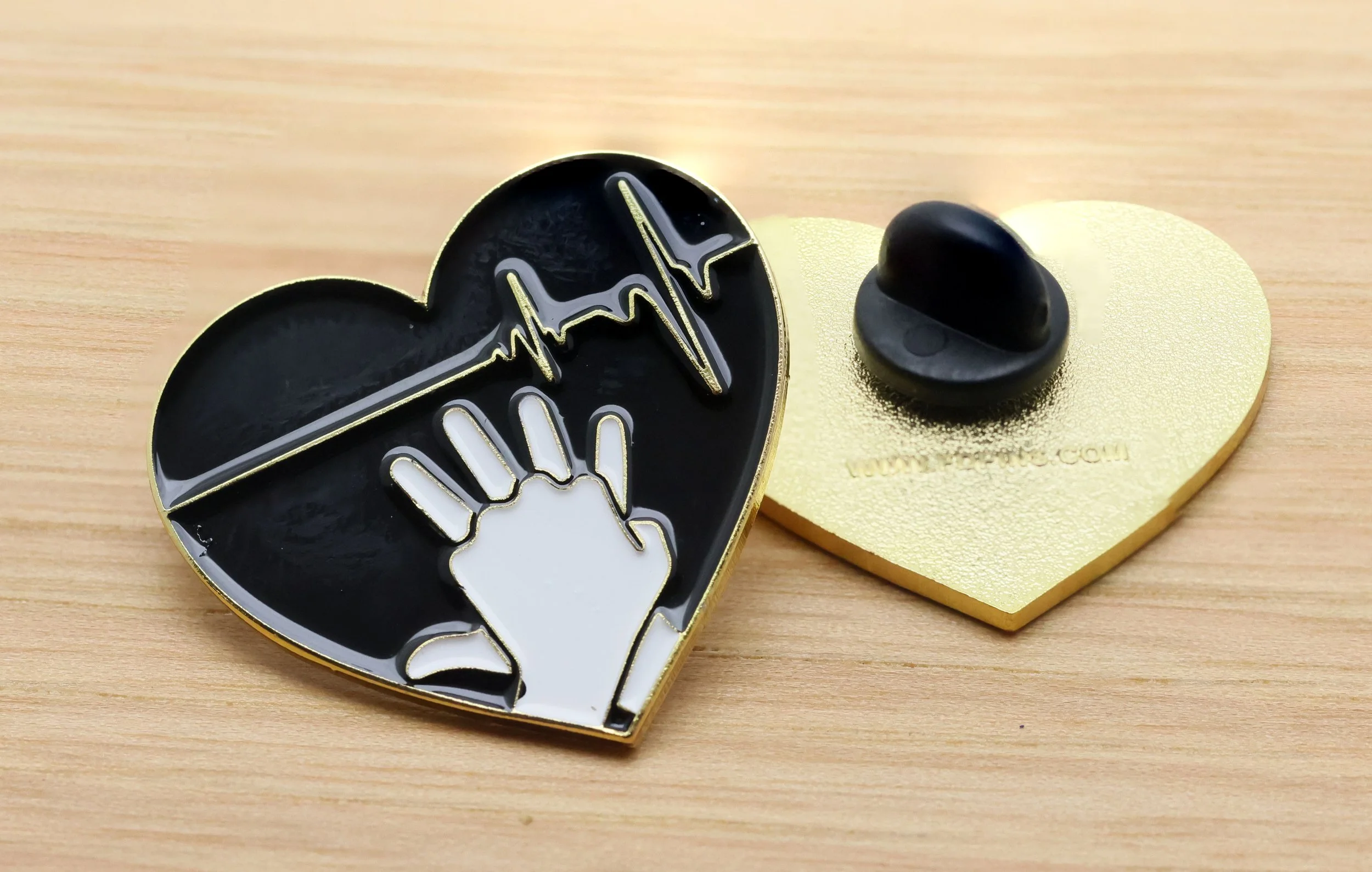 CPR  - Lifesaver Pin