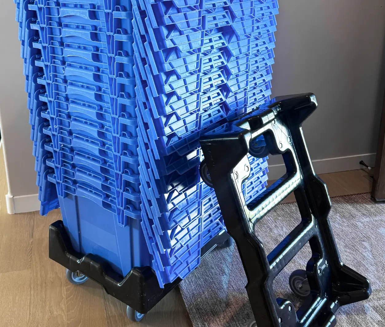 Do Moving Companies Deliver and Pick Up Moving Boxes For You?