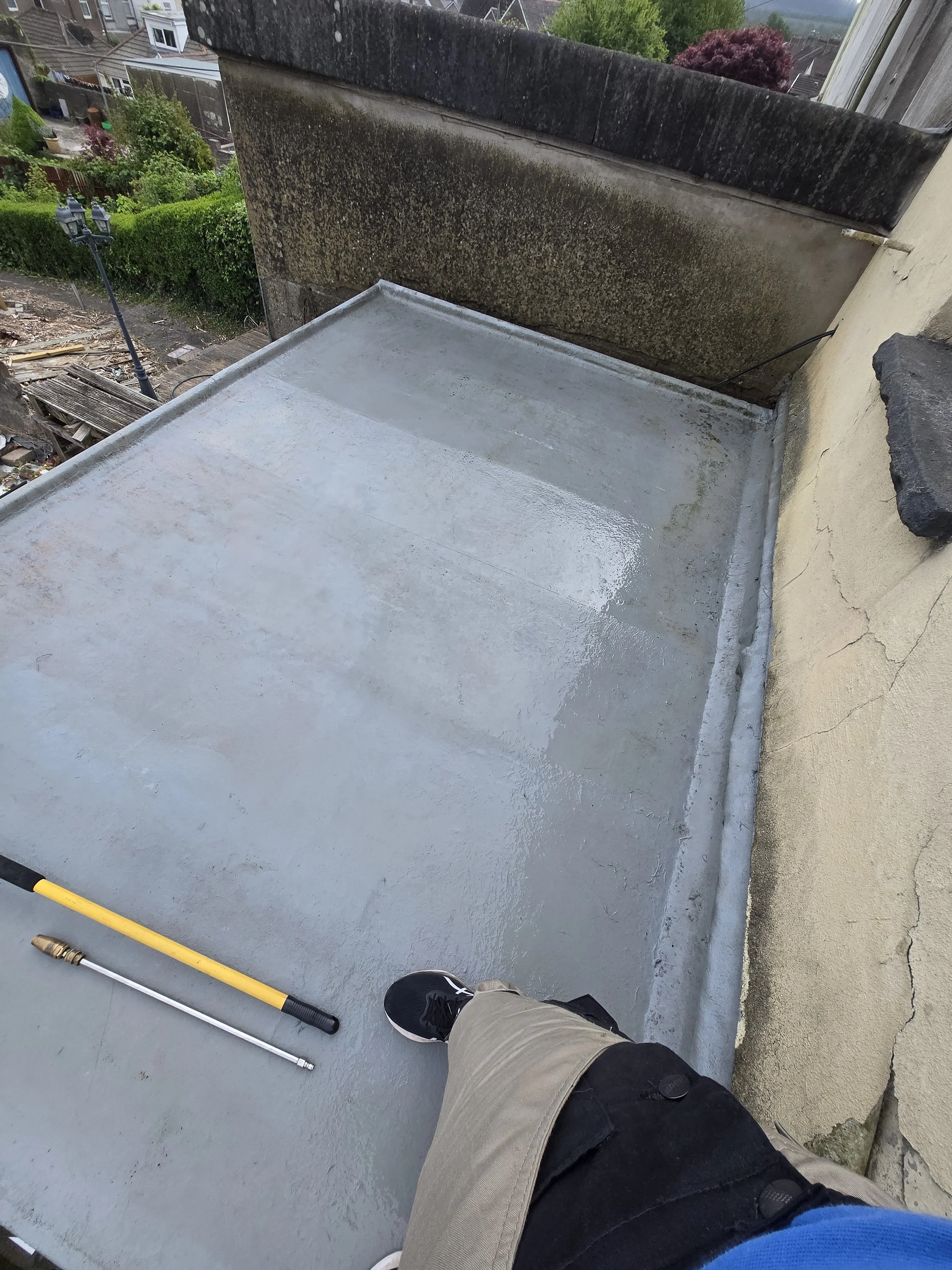 roof cleaned after 1.jpg