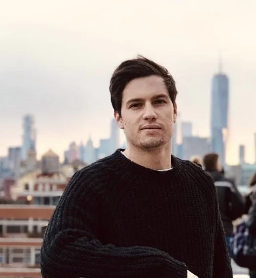 Max Novoa is a Brand Strategist with over 10 years of experience helping companies like Amazon, American Express, and Volvo grow.