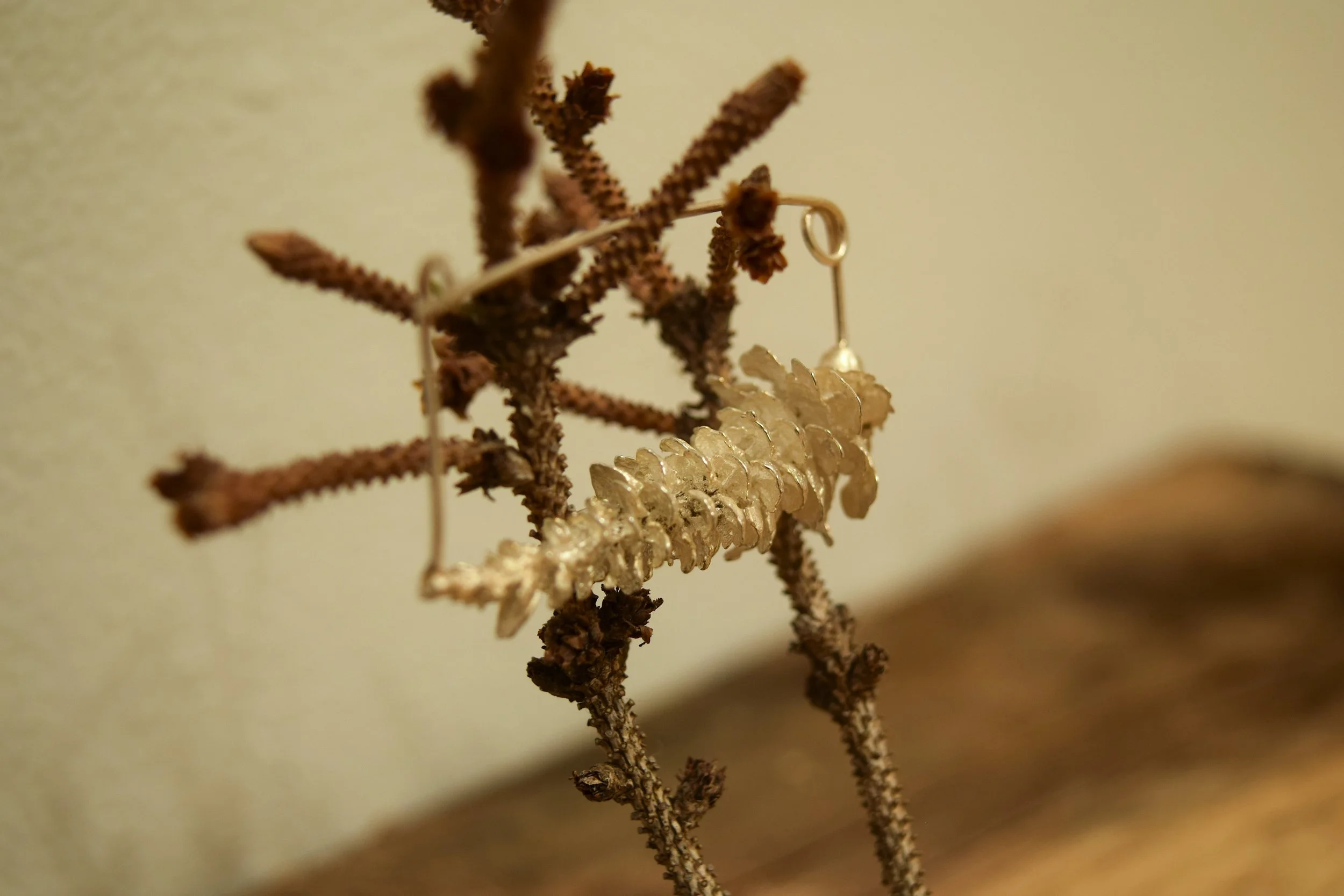 Pinecone brooch II.JPG