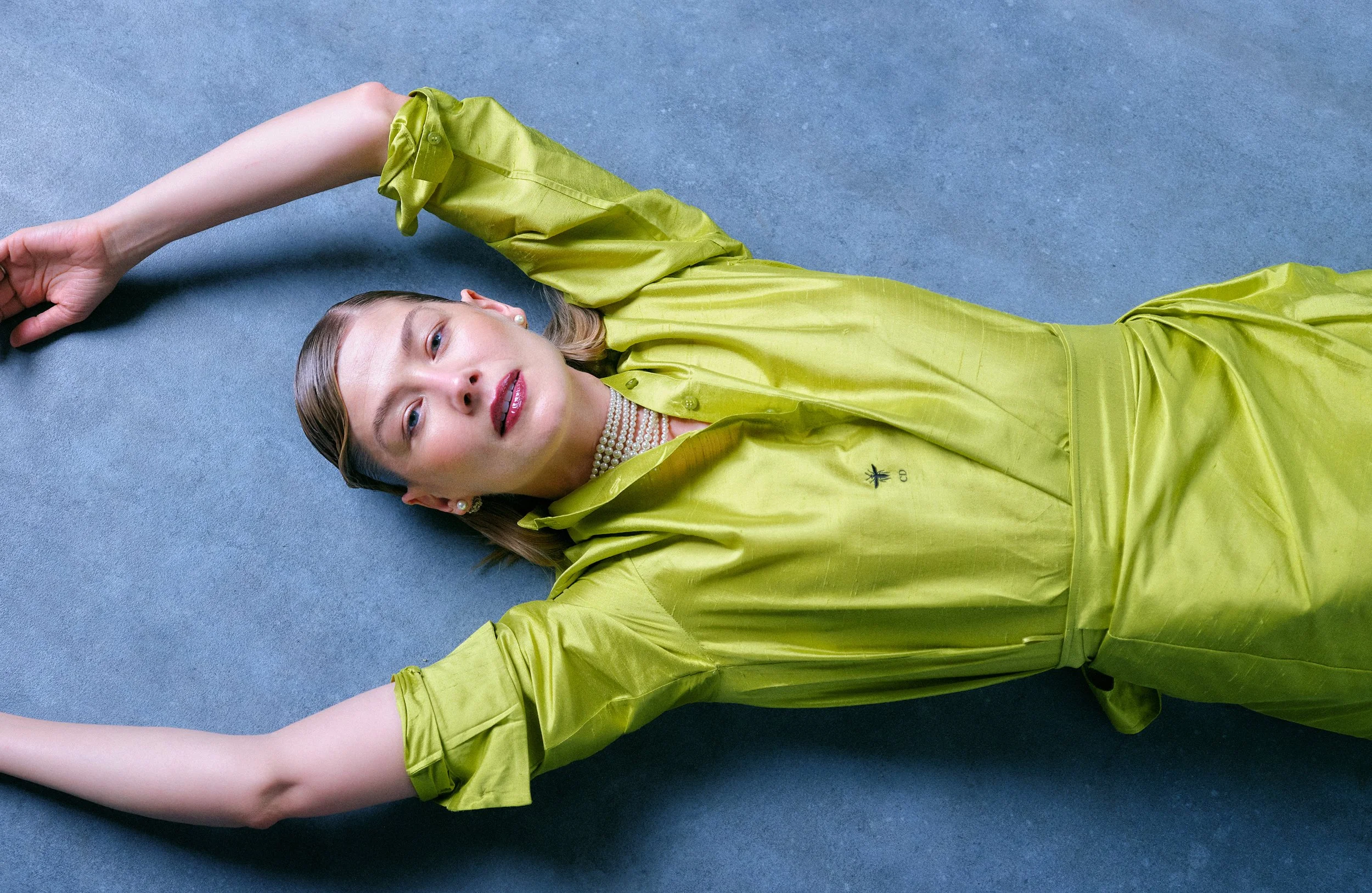 Rosamund Pike I Emmy Magazine