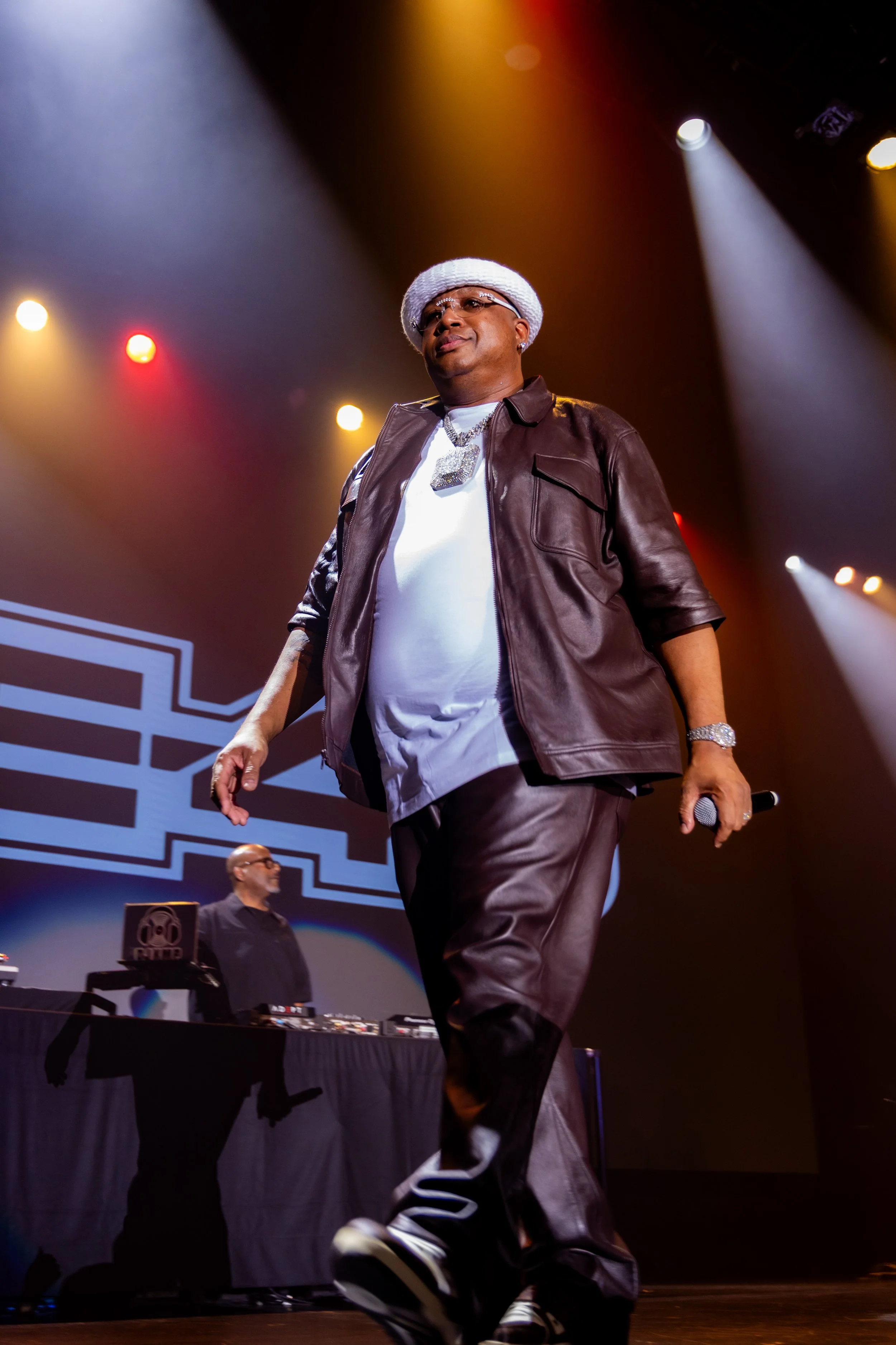 E40-13.jpg