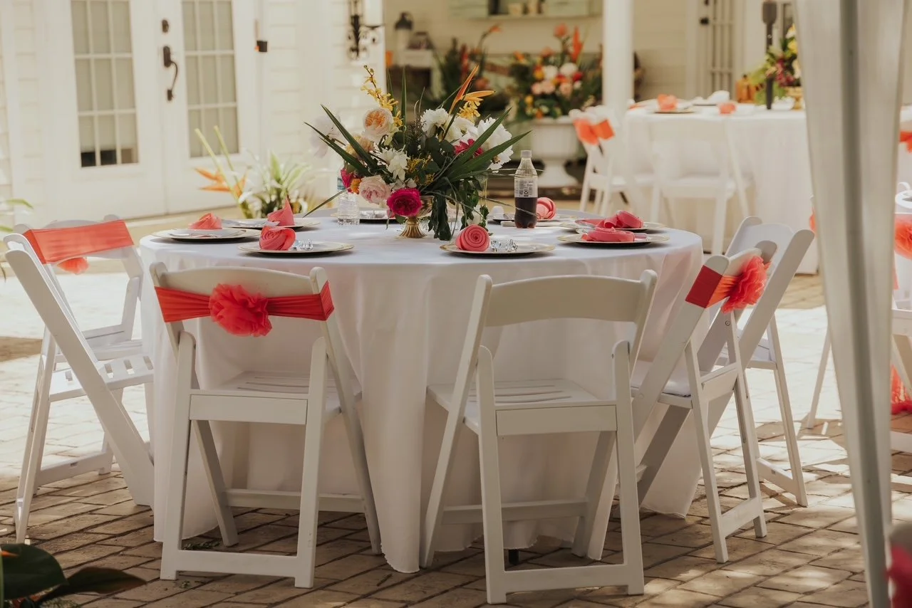Intimate micro wedding reception at Five Oaks Farm event venue in Alachua, Florida