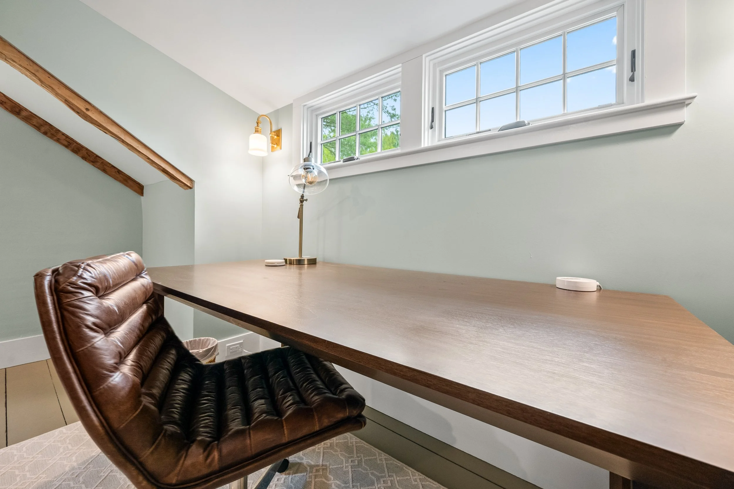 Primary Bedroom - Desk