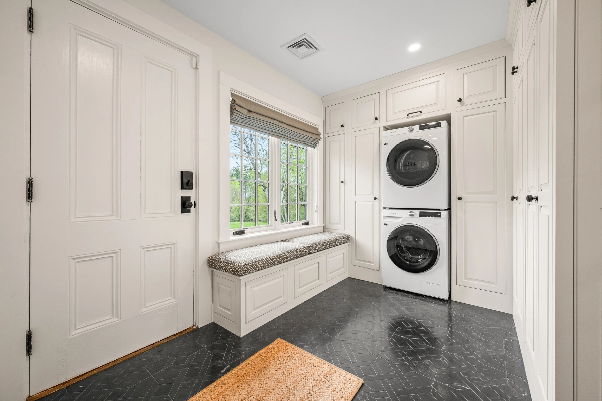 Laundry Room/Mud Room
