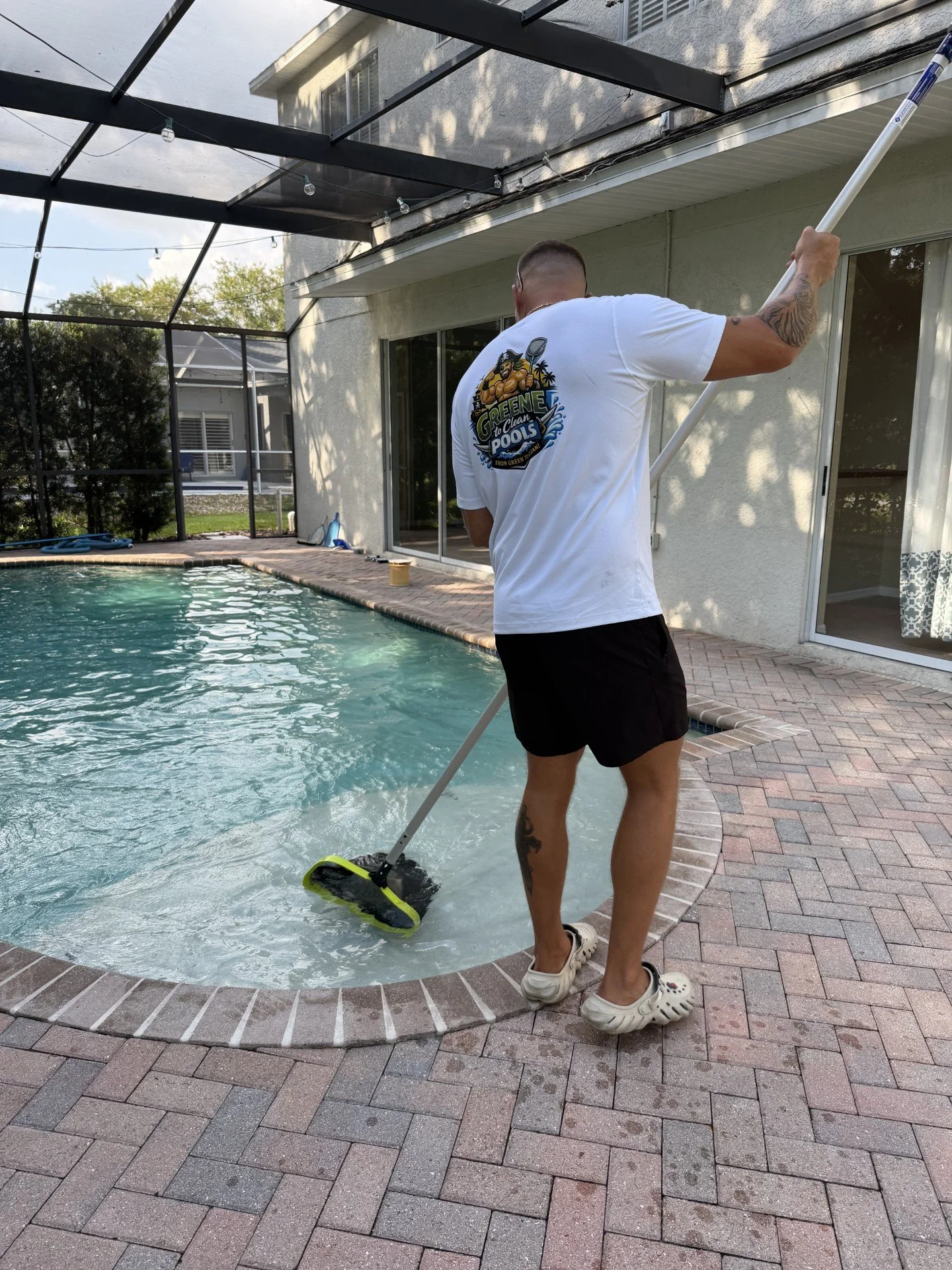 Should I Clean My Own Pool or Hire a Professional Pool Service?