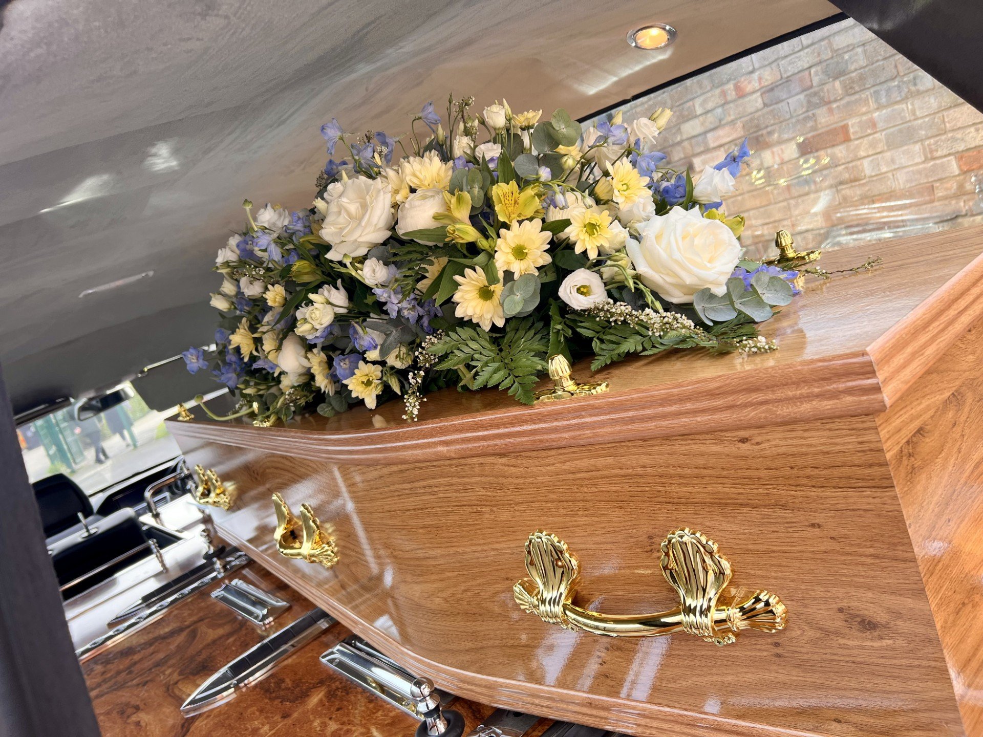 Funeral Coffin spray 3ft