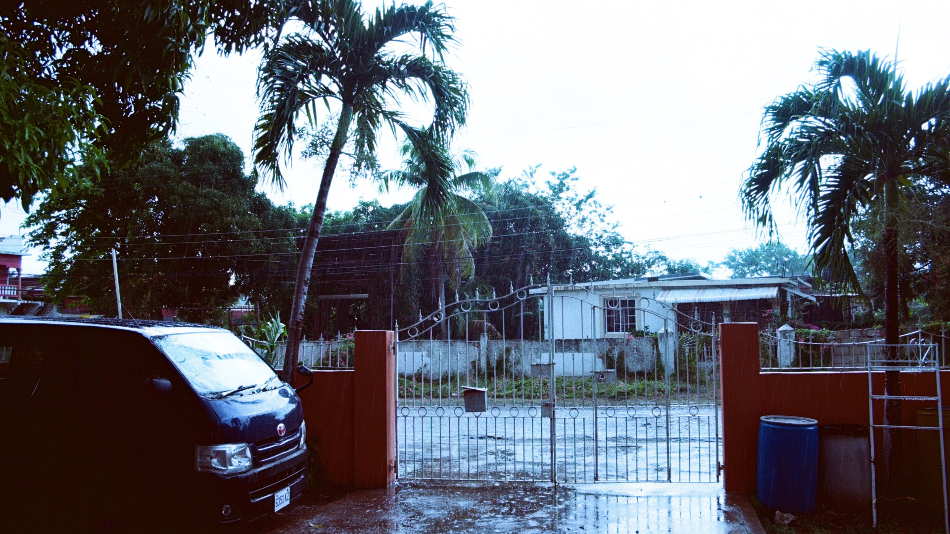 home_04.png