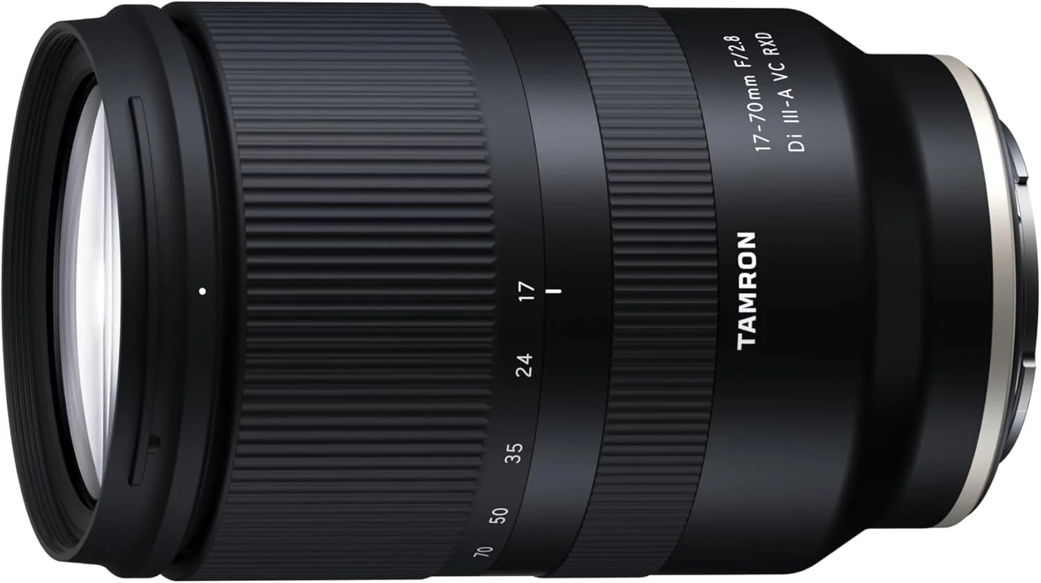 Objectif photographique zoom Tamron 17-70mm. Ansicht von der Seite mit Fokusbetriebsring, Markierungen und Marken.