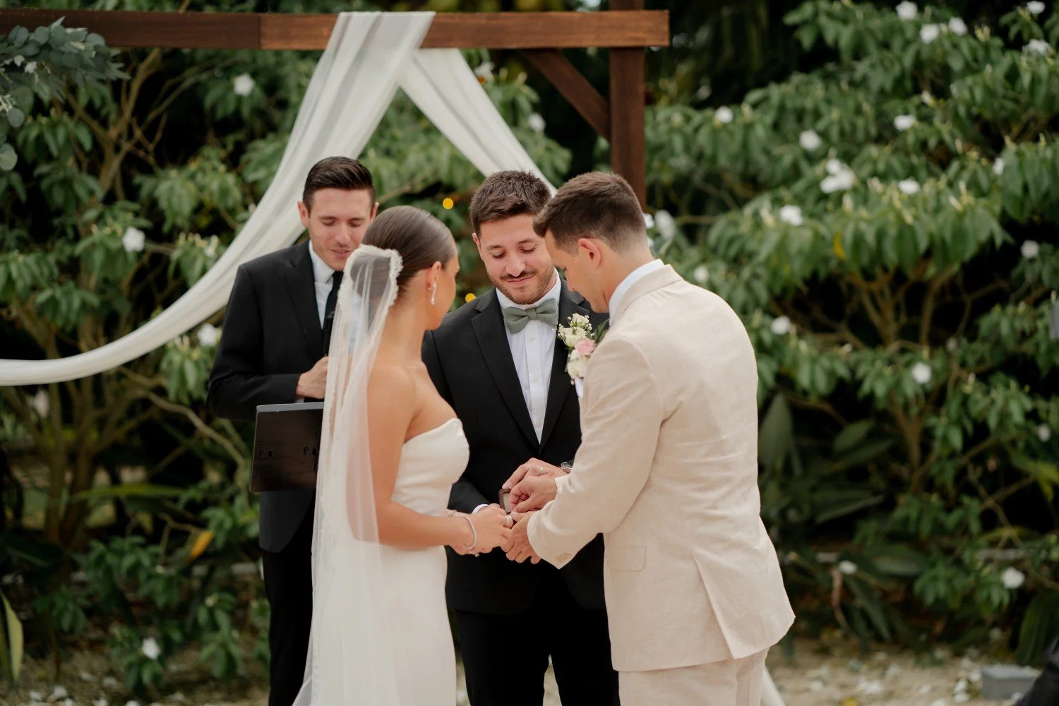 PineiroPhotoFilm_MiamiFlorida_WeddingPhotographerVideographer_45.jpg