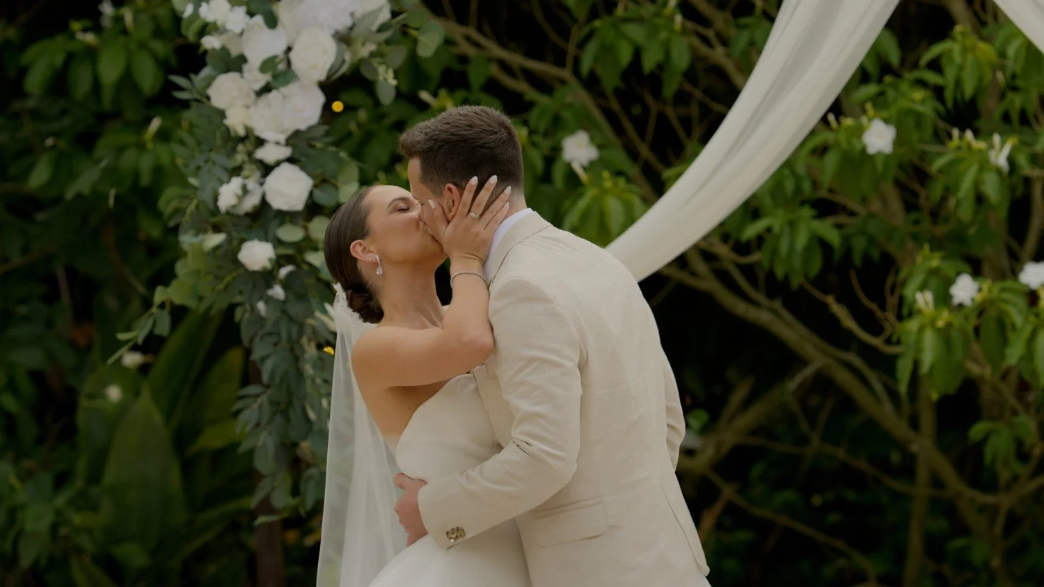 PineiroPhotoFilm_MiamiFlorida_WeddingPhotographerVideographer_2.jpg