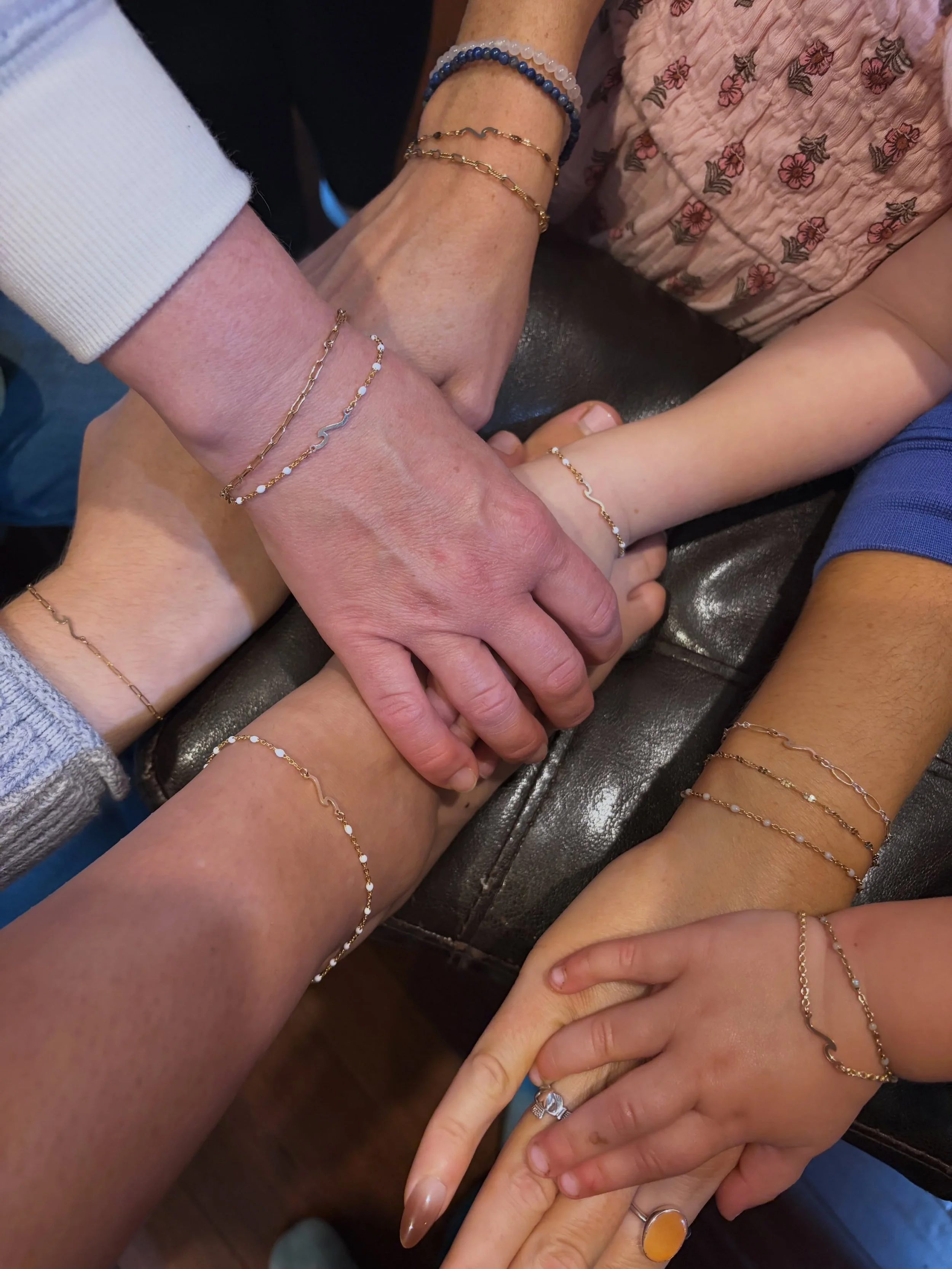 Private Party Spotlight ✨

This group of ladies reached out and wanted matching wave connectors to represent their neighborhood by the lake.  Such a fun idea for a girls night in, they even brought their littles along to add some sparkle to the next 