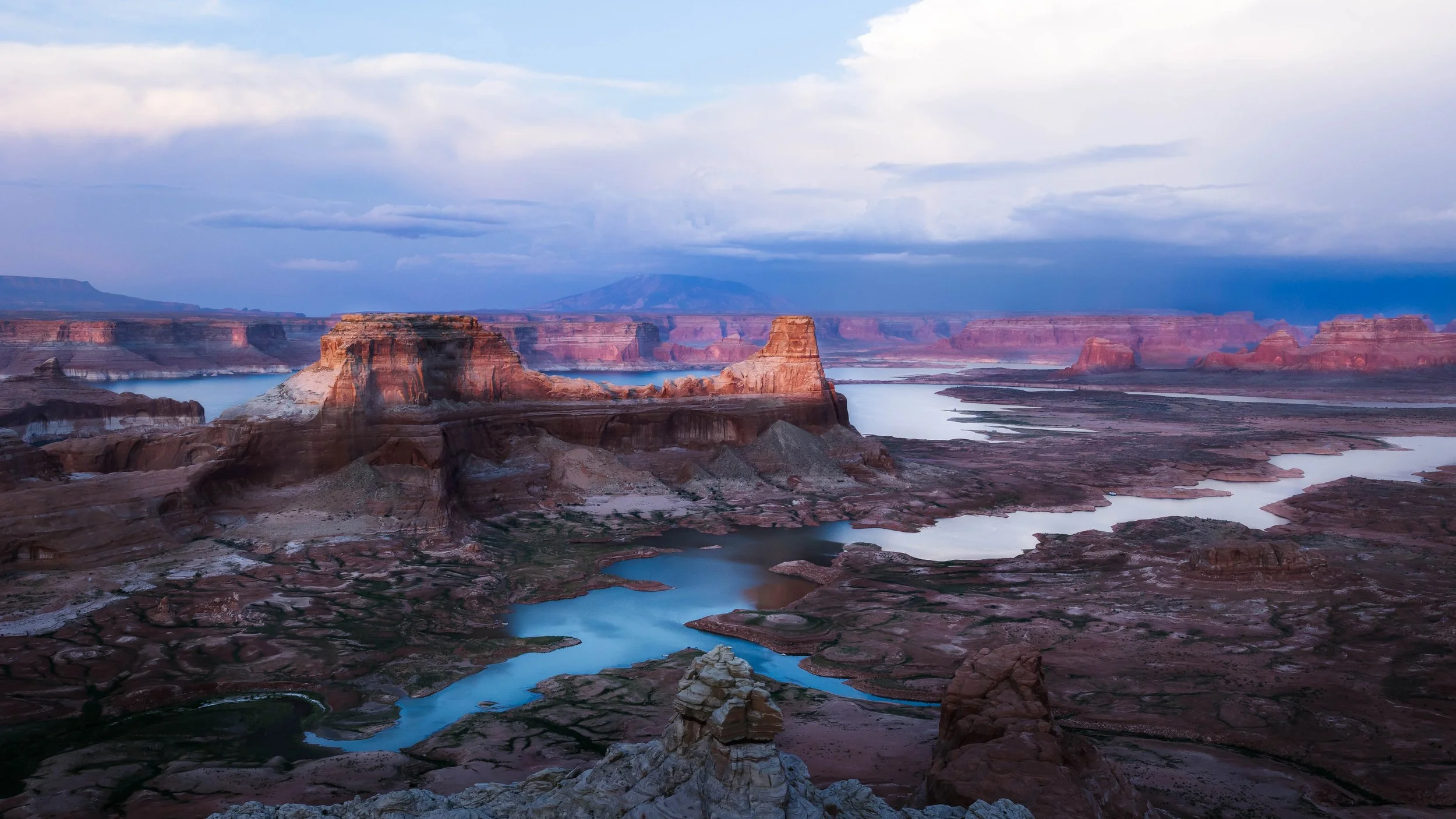 4Q2A5927-Edit.jpg