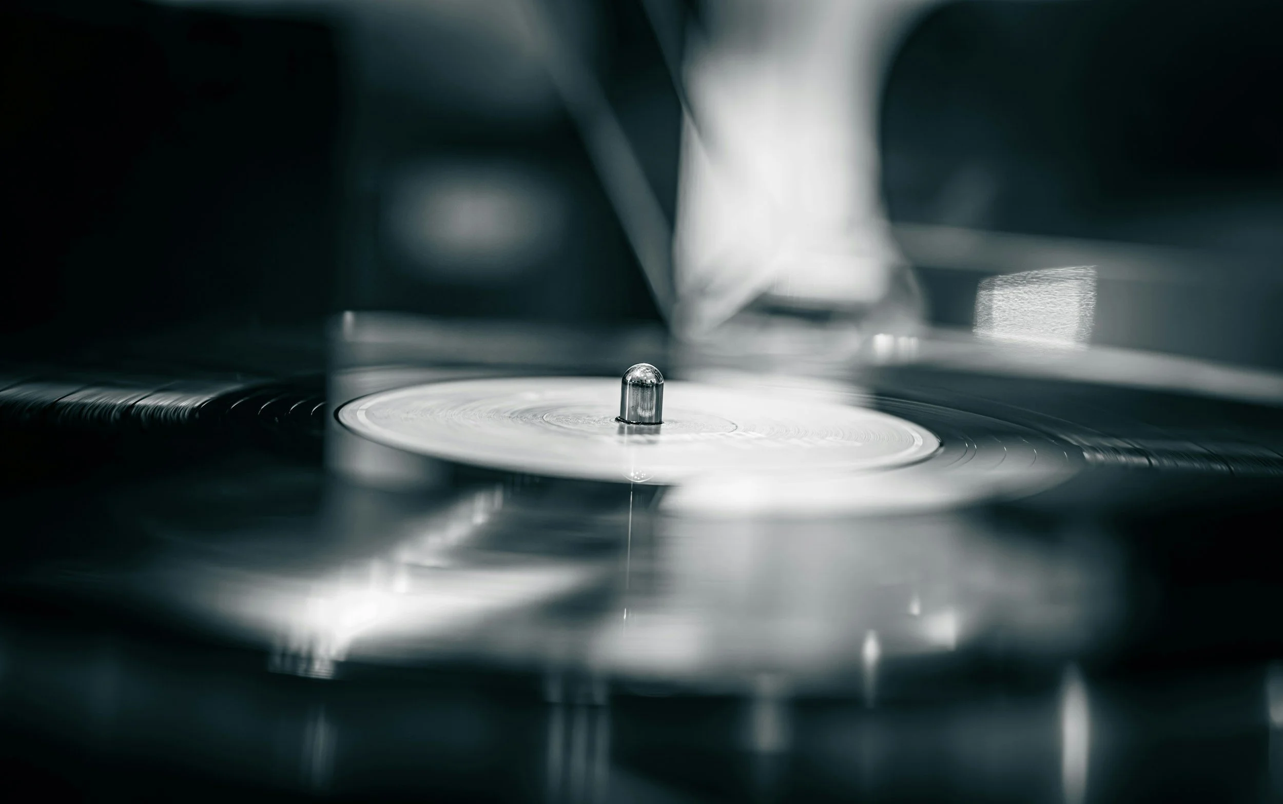 Distorted image of a turntable