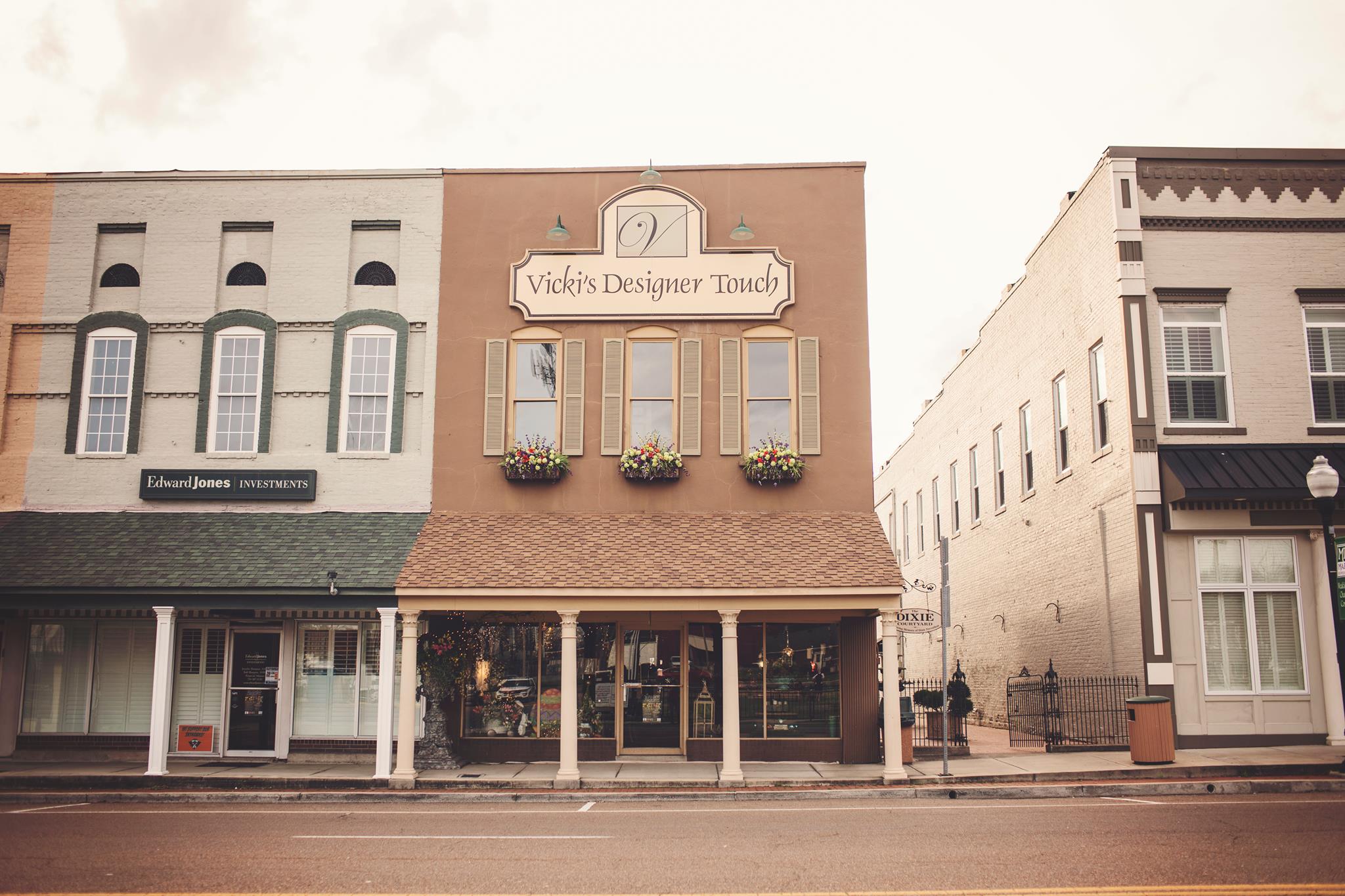 Vicki's Designer Touch in Martin, Tennessee
