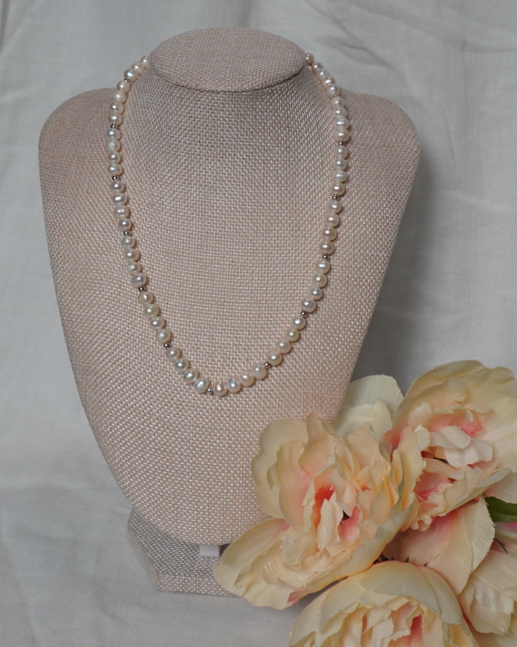 Classic Freshwater Pearl Necklace