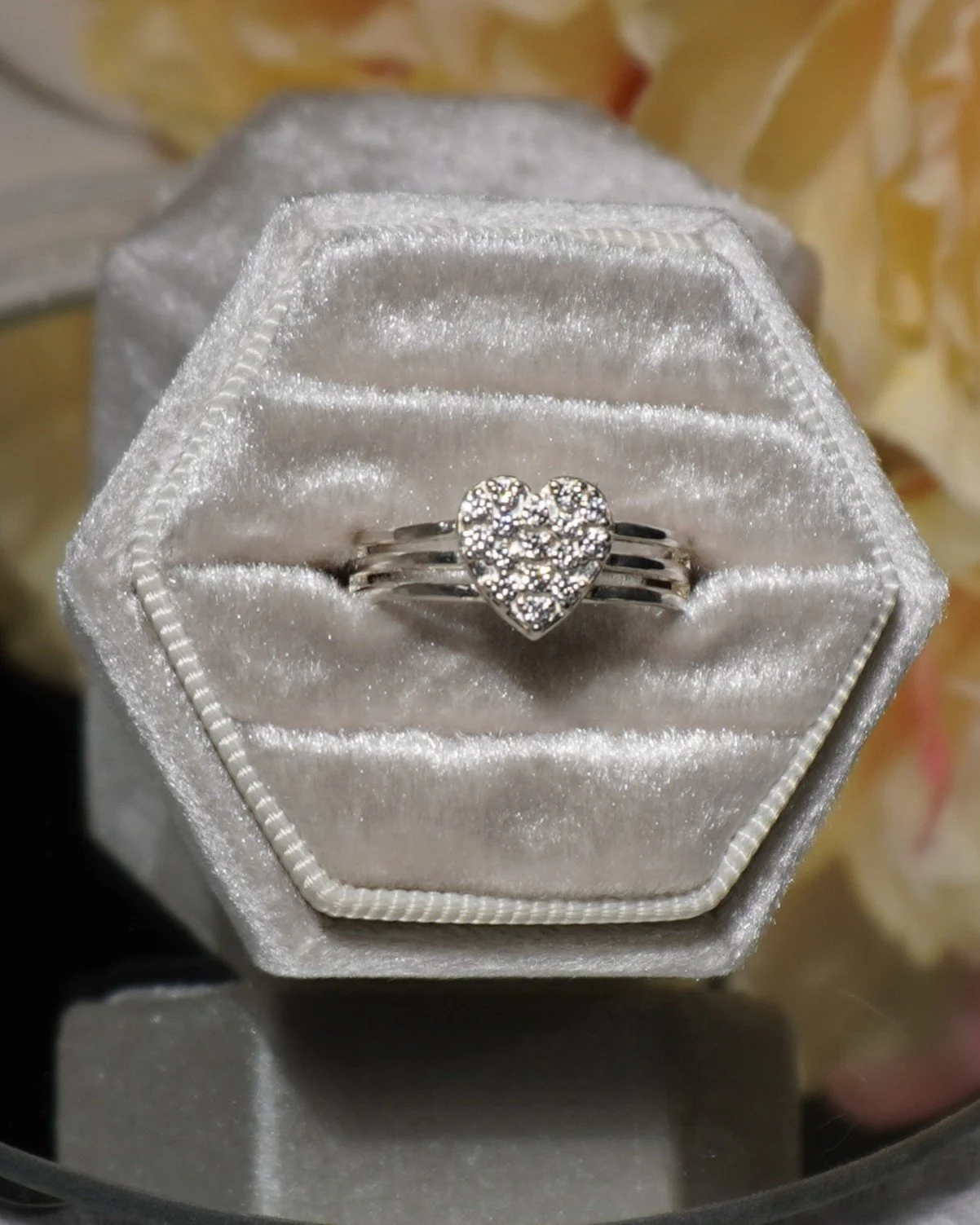 Sparkling Heart Ring