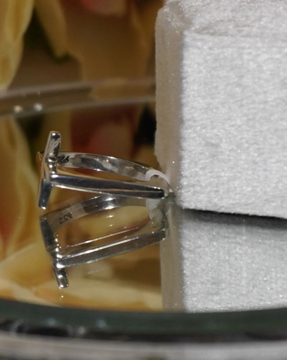 Cross Square ring 1.JPG