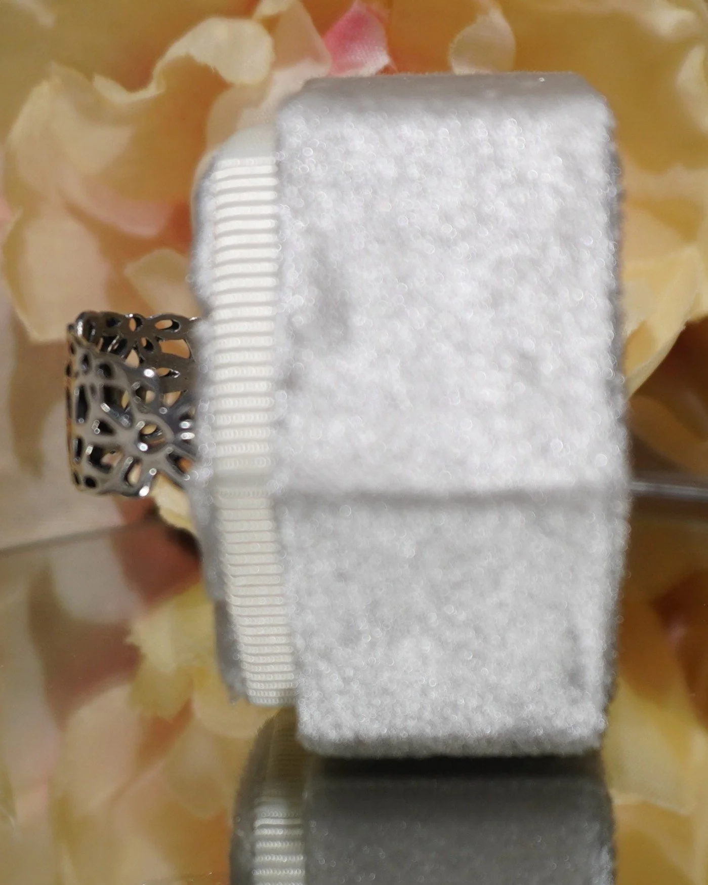 Flower cutout ring 2.JPG