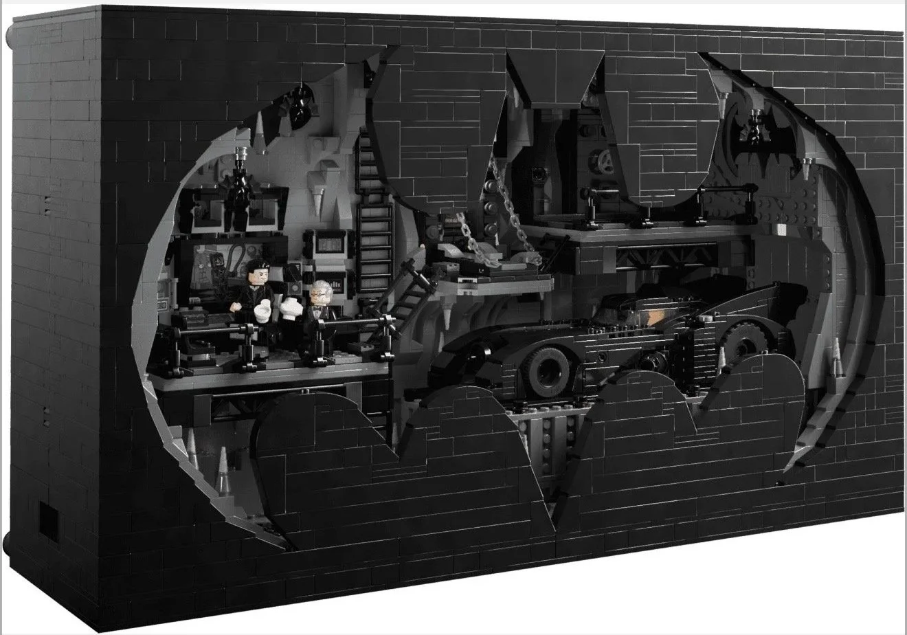 Batcave Shadow Box: 3981 Pieces