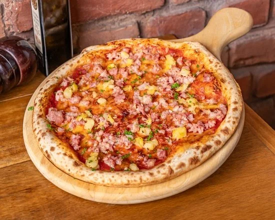 PizzaPresto_Hawaiian12inch_550x440 (1).jpg