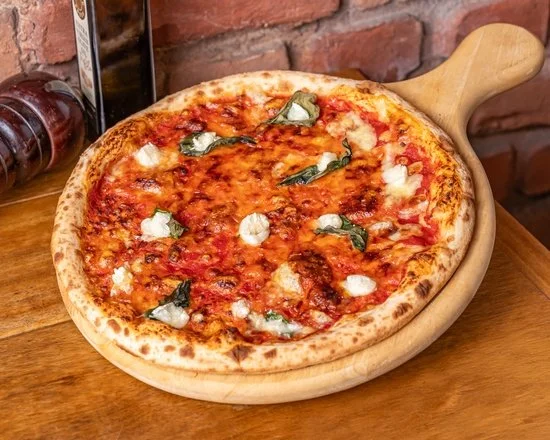PizzaPresto_Margherita12inch_550x440 (1).jpg