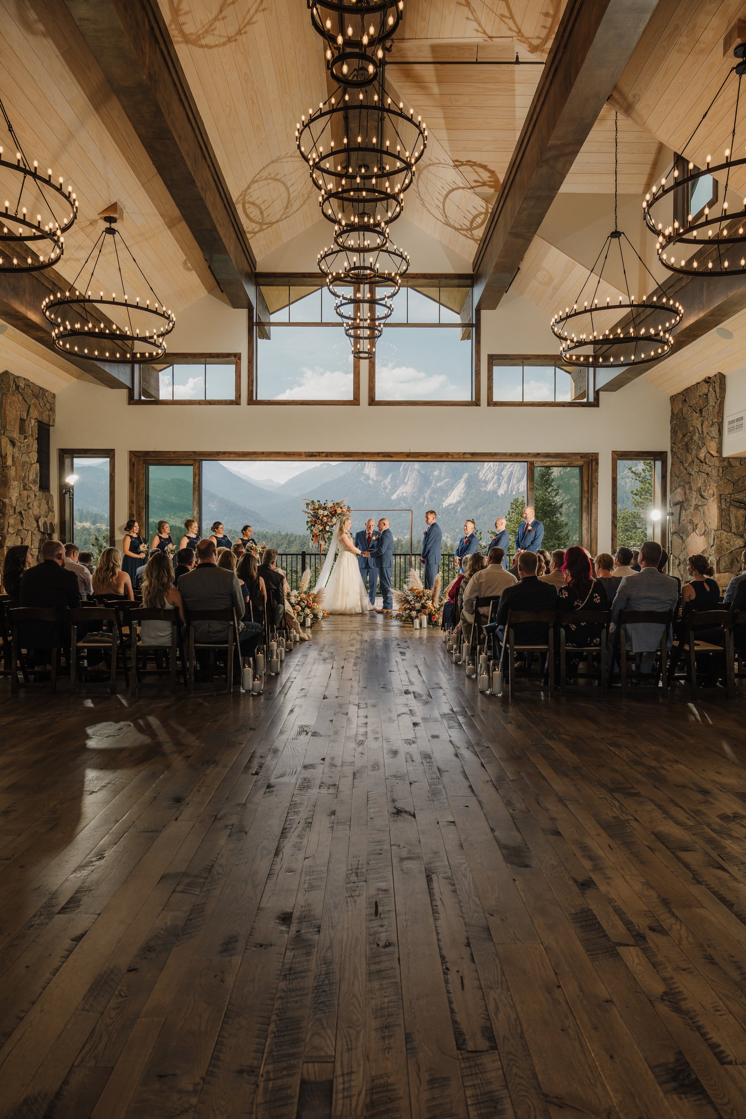 LaurenJon-Colorado-Wedding-Photographer-339.jpg
