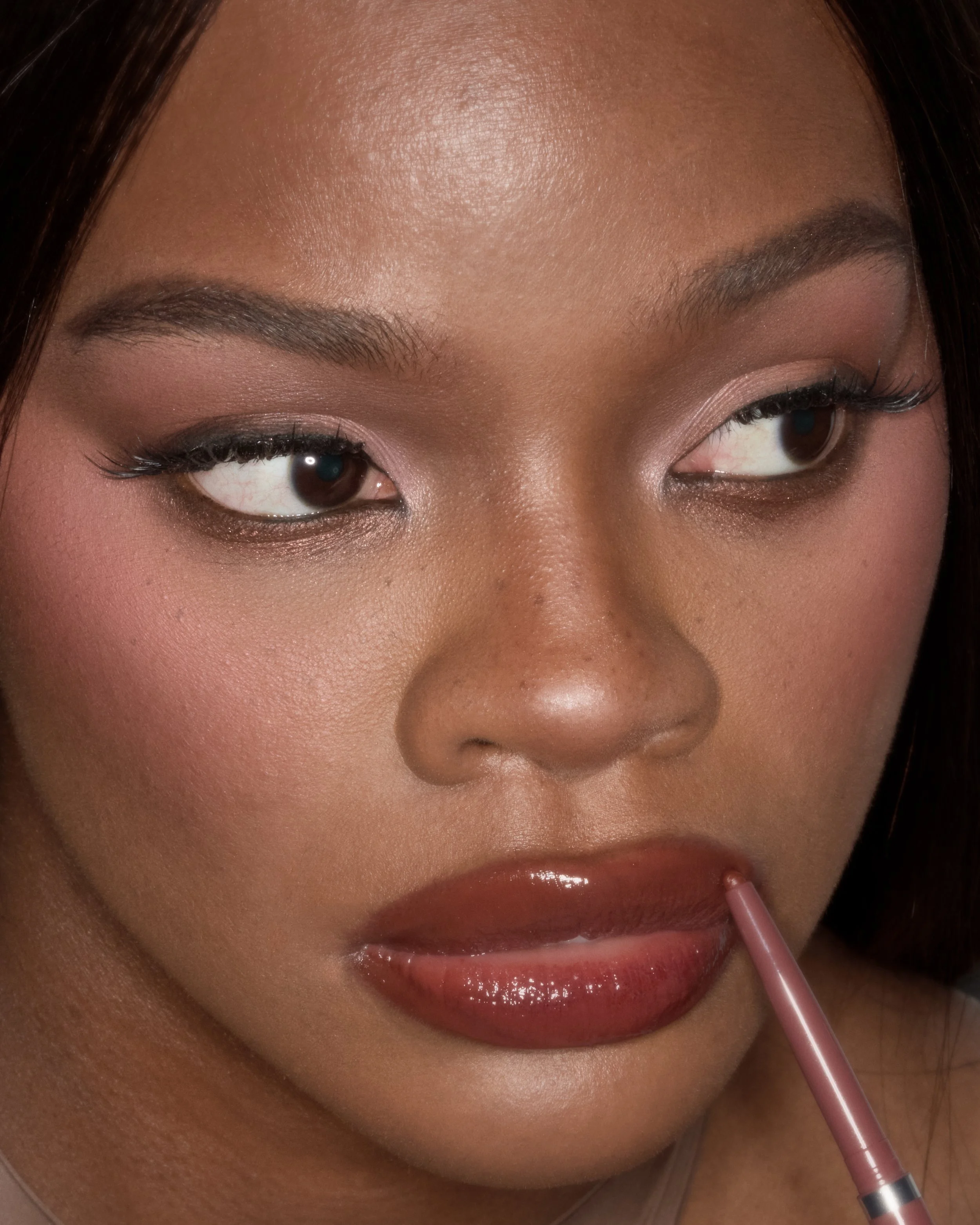 FY27_JulyGlassMoment_SOCIAL_BEAUTY_JT_POSH PIT_290.jpg