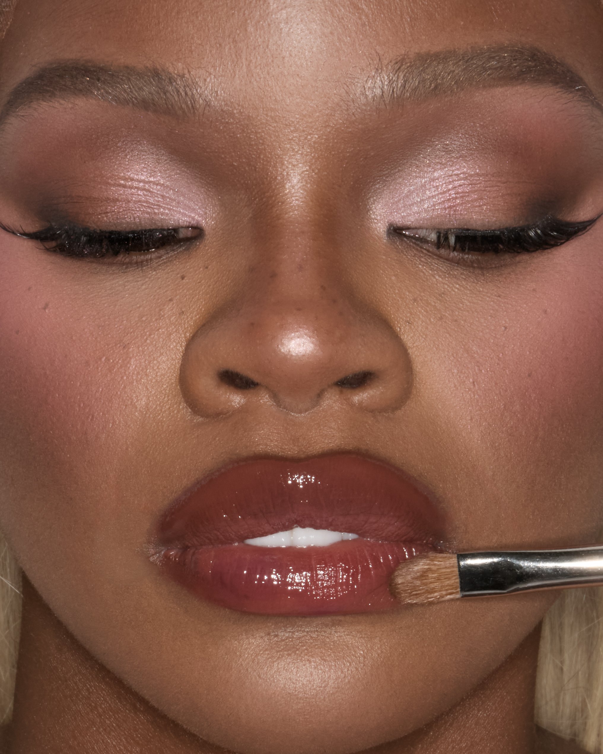FY27_JulyGlassMoment_SOCIAL_BEAUTY_JT_POSH PIT_277.jpg