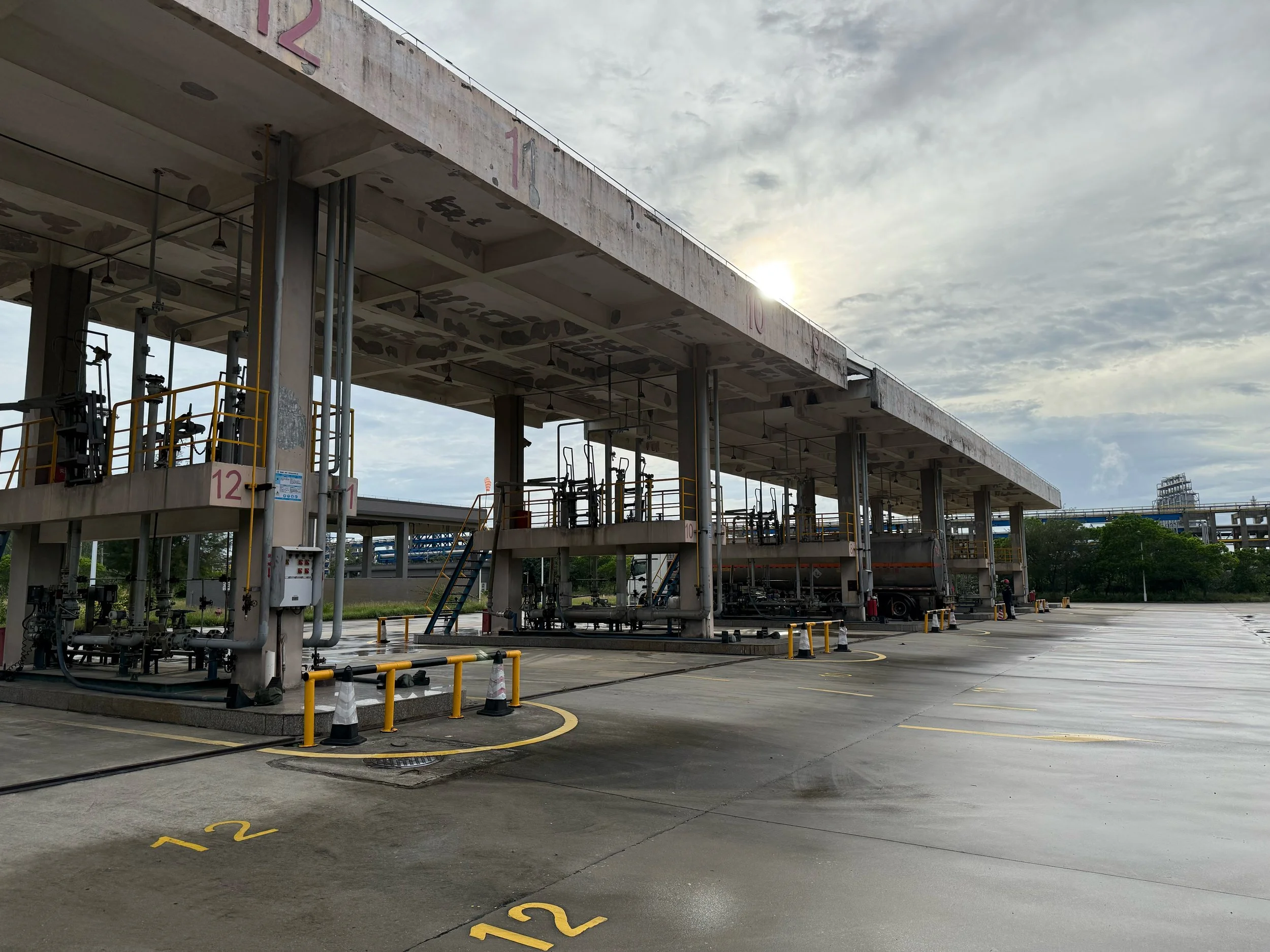 Loading Dock.jpg