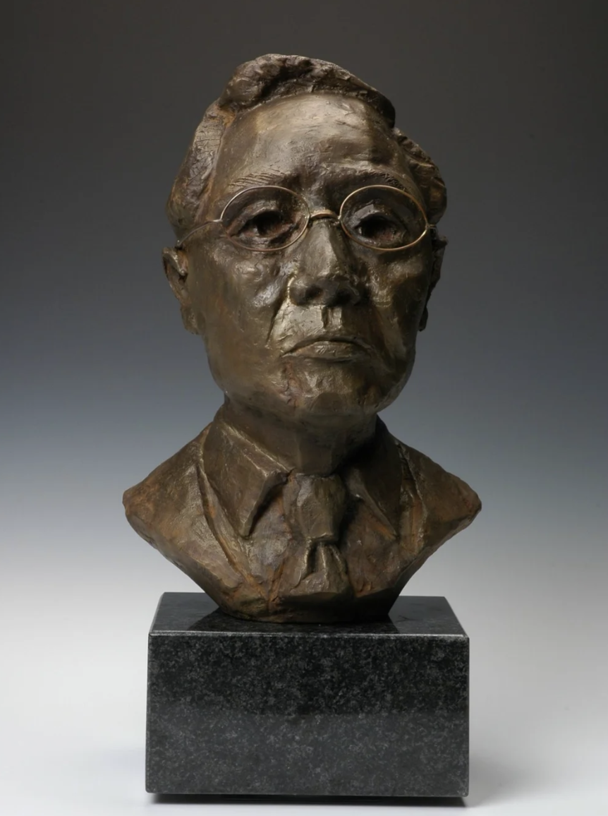 Dr. Cheng // 28” high Bronze 2012