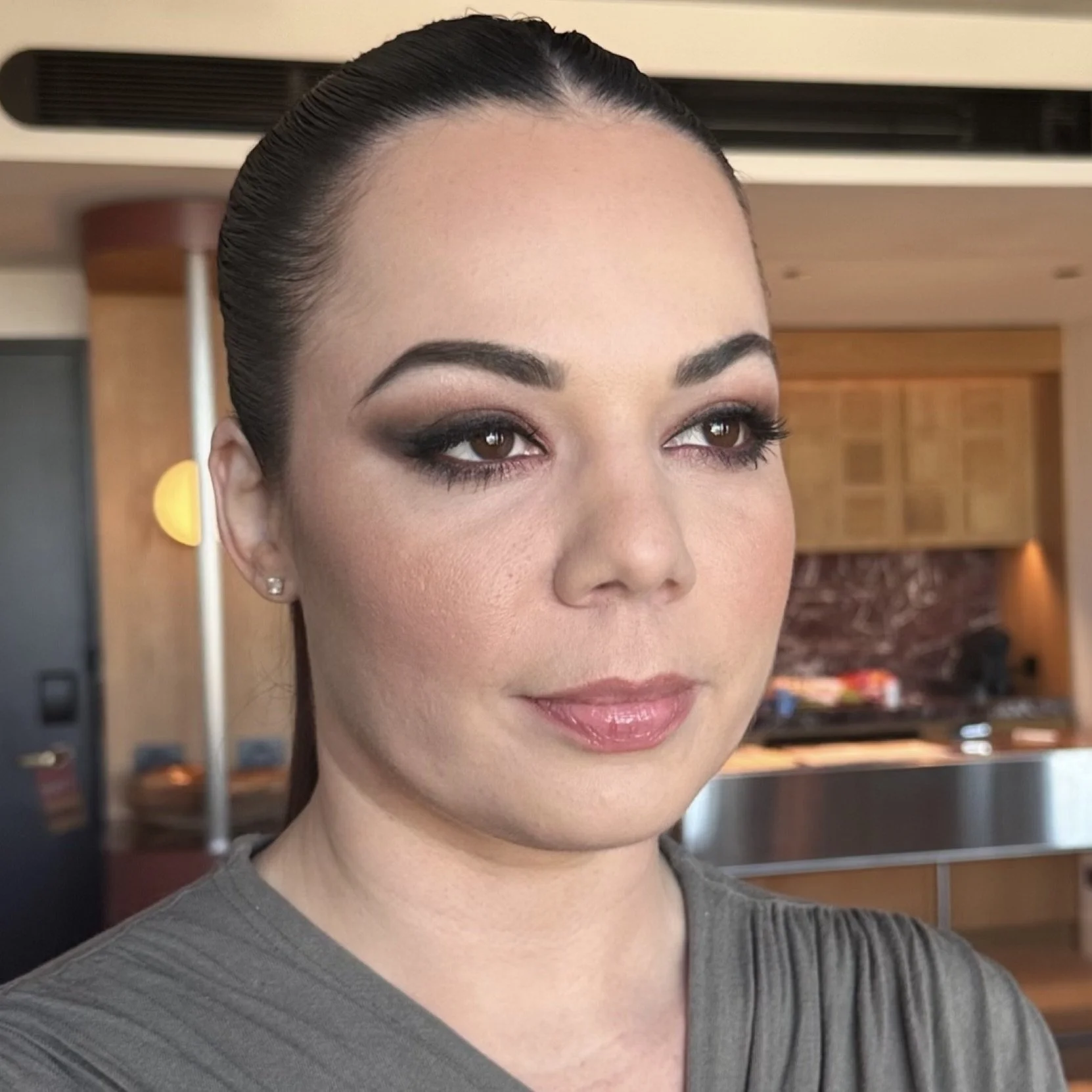 Smoky Eyes for a red Carpet Event by Julie Cooper Make up Artist