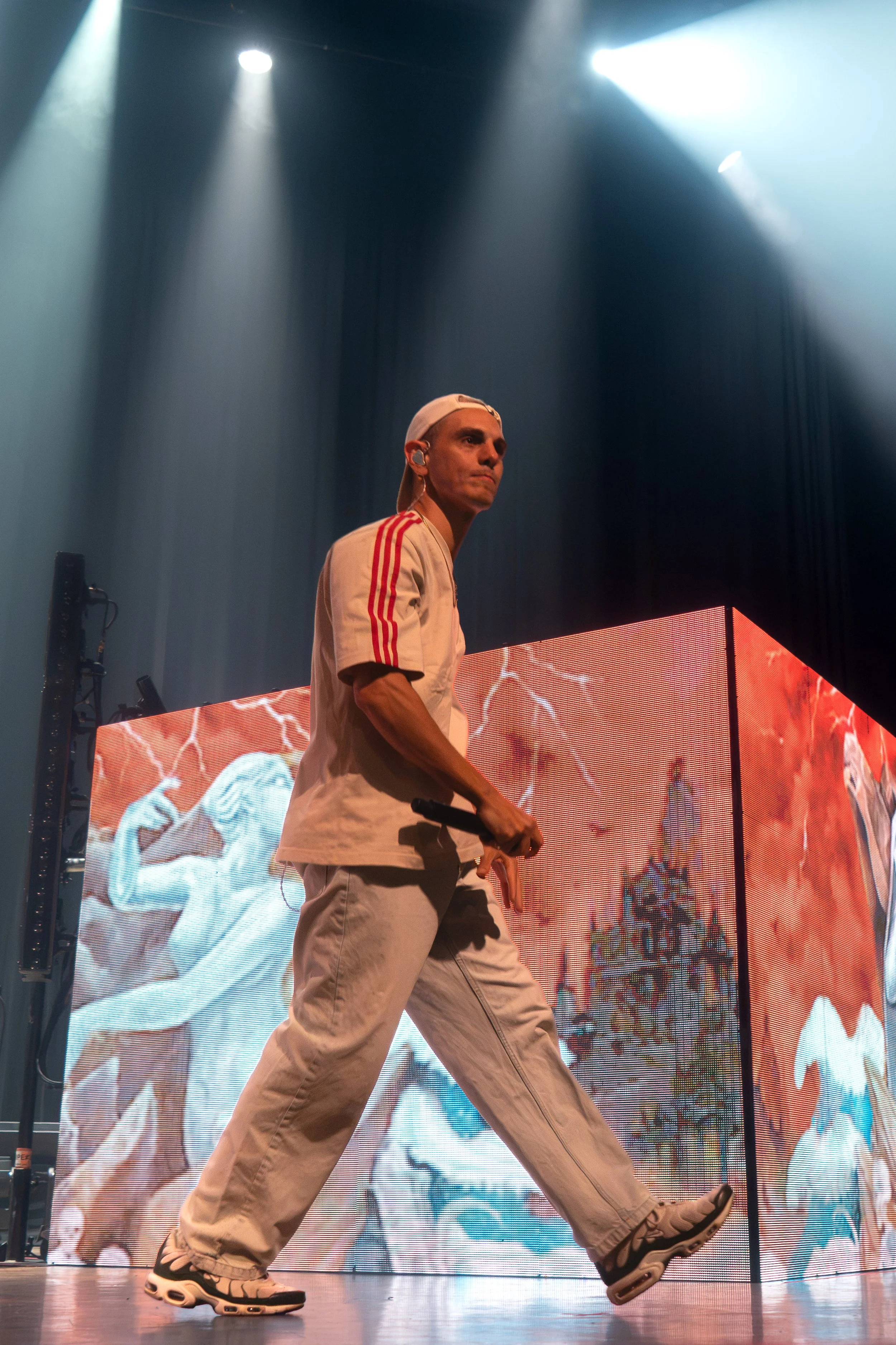 LANDMVRKS AT THE PAGEANT