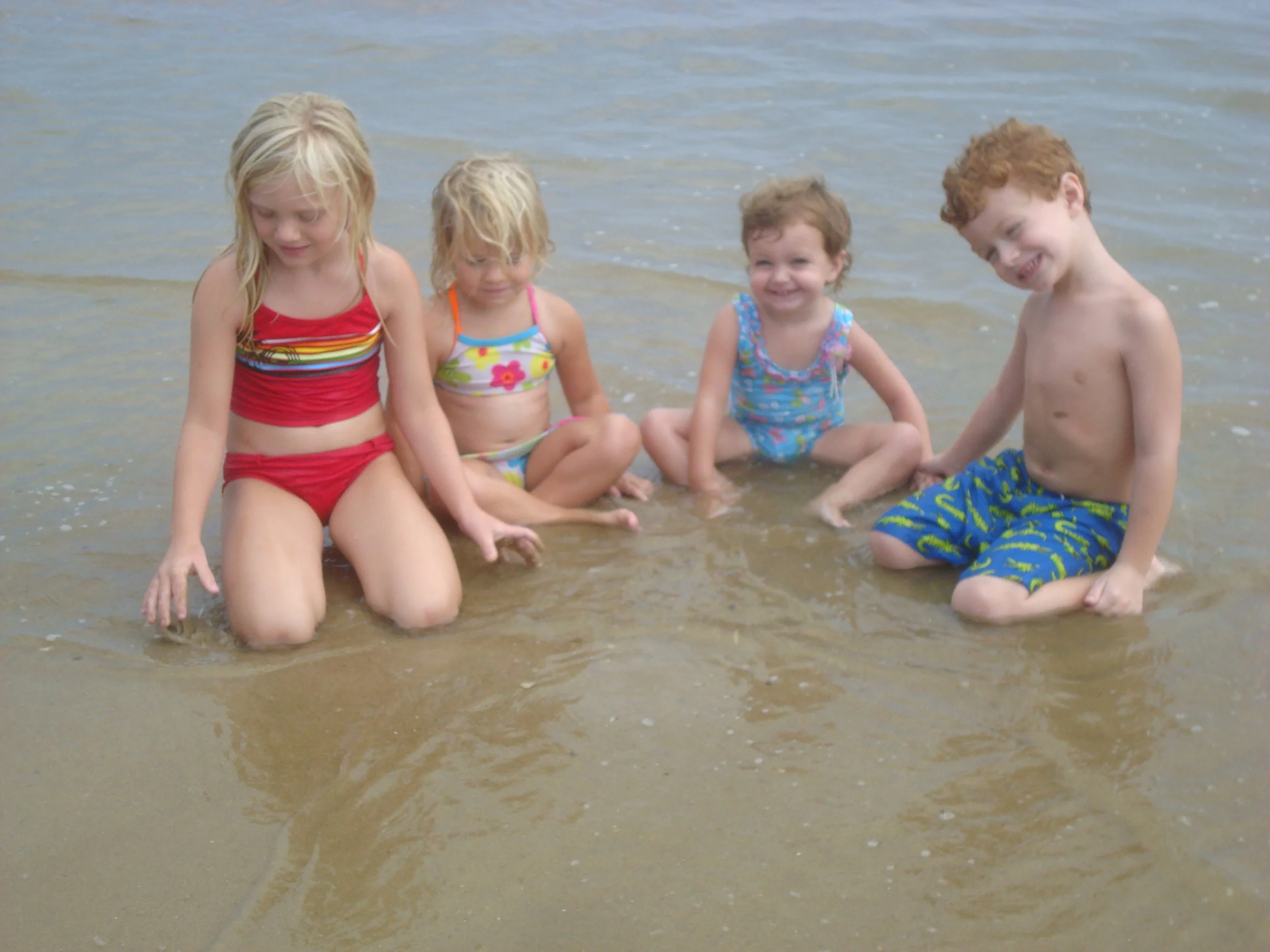 Kitty Hawk, NC 2008
Raychel, Camryn, Madeleine, and Graham