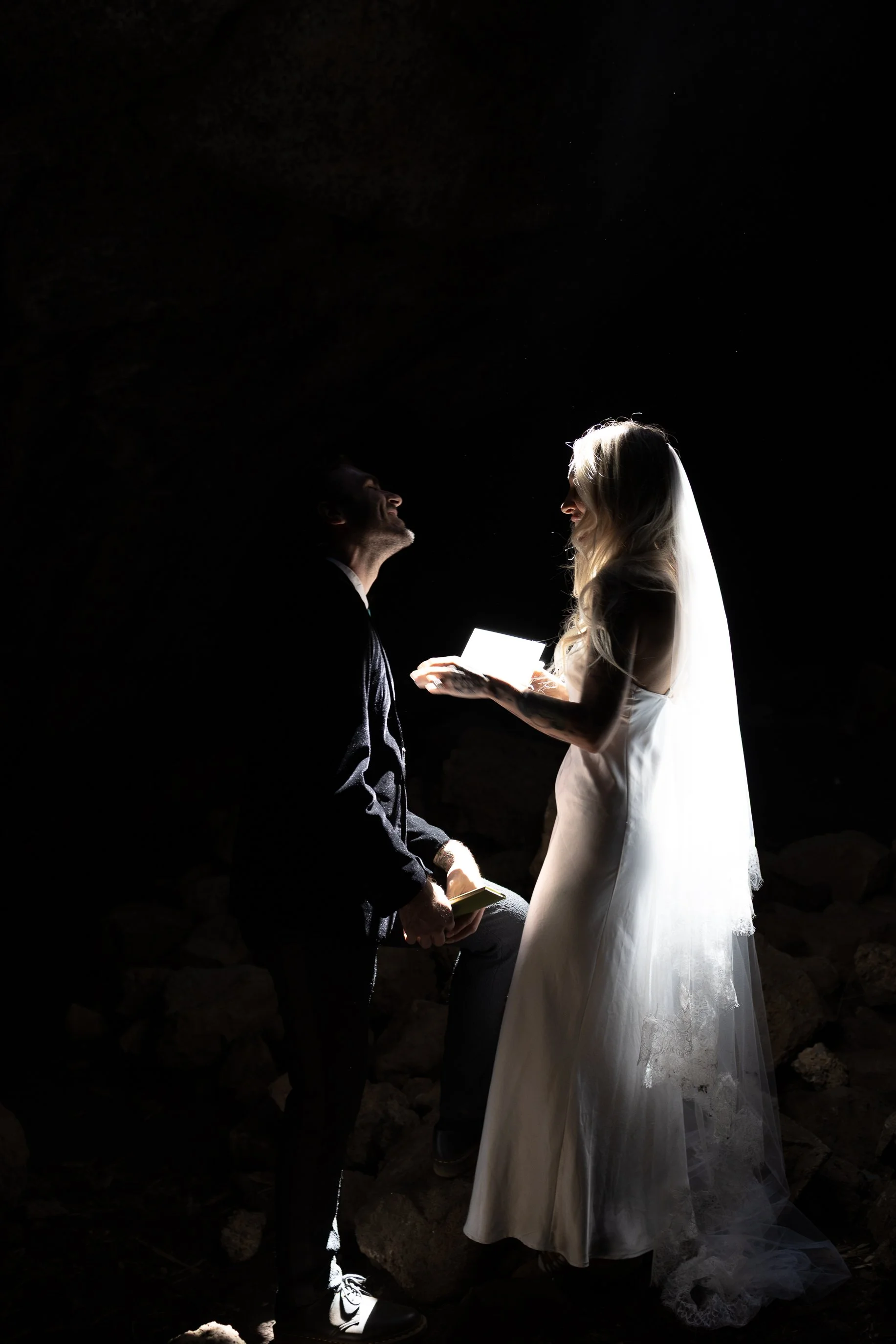 skylight-cave-elopement-anna-childers-36.jpg
